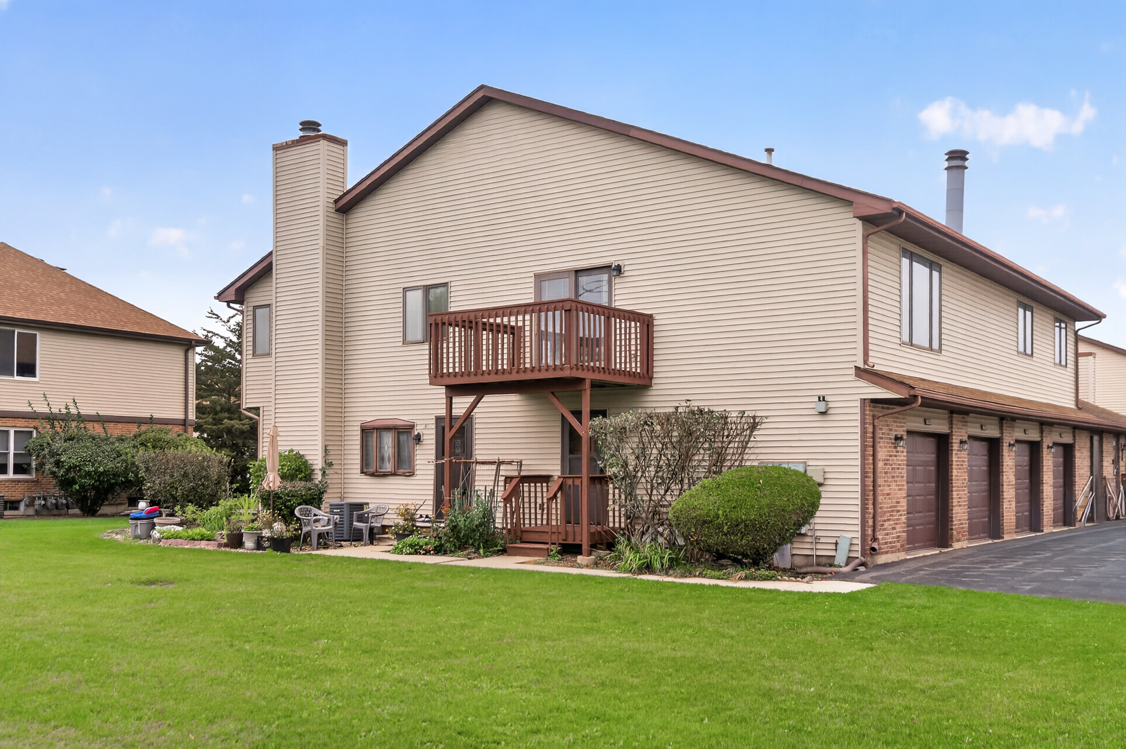 1802 Kennicott Court Unit 1802 — photo