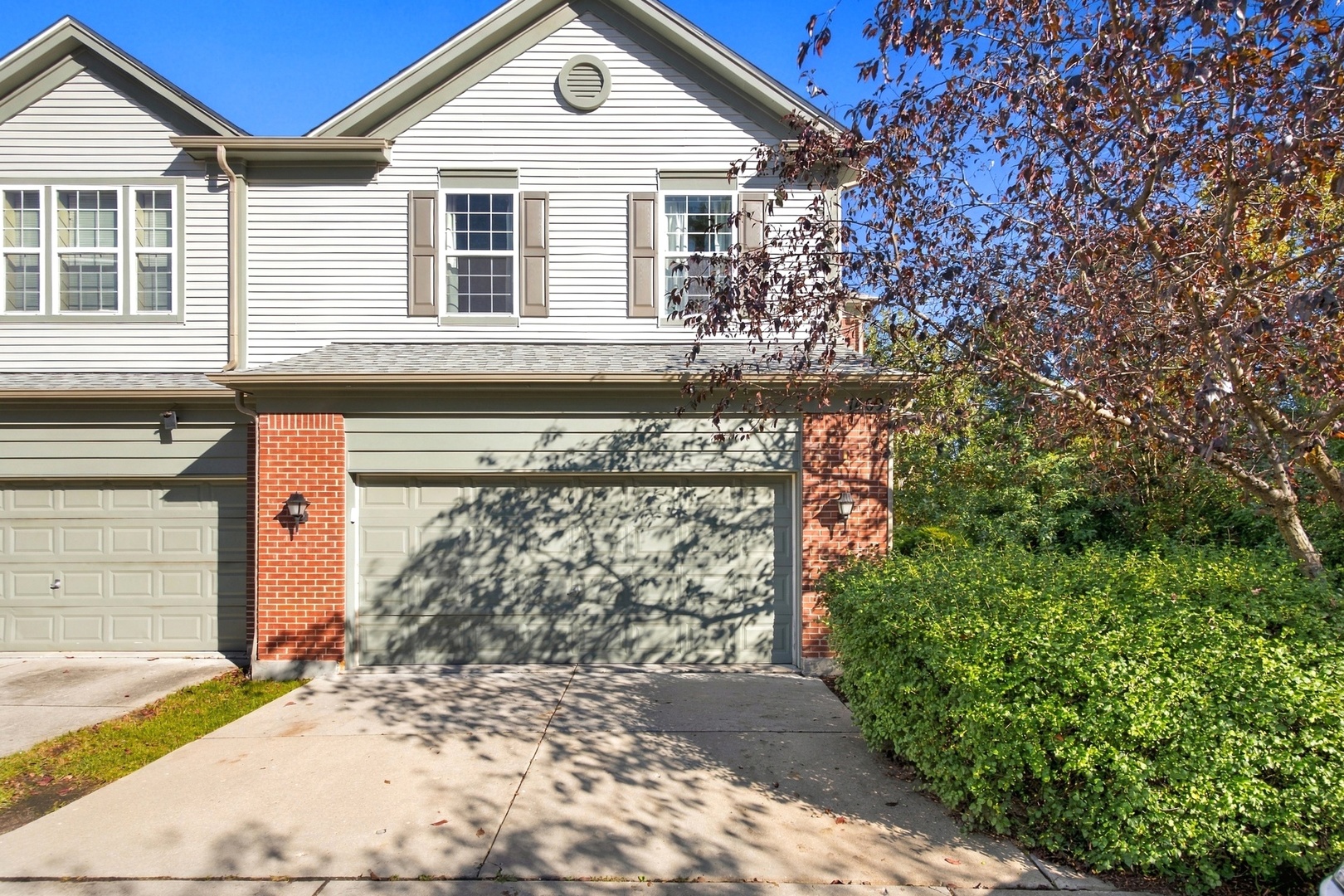 1469 Yellowstone Drive — photo