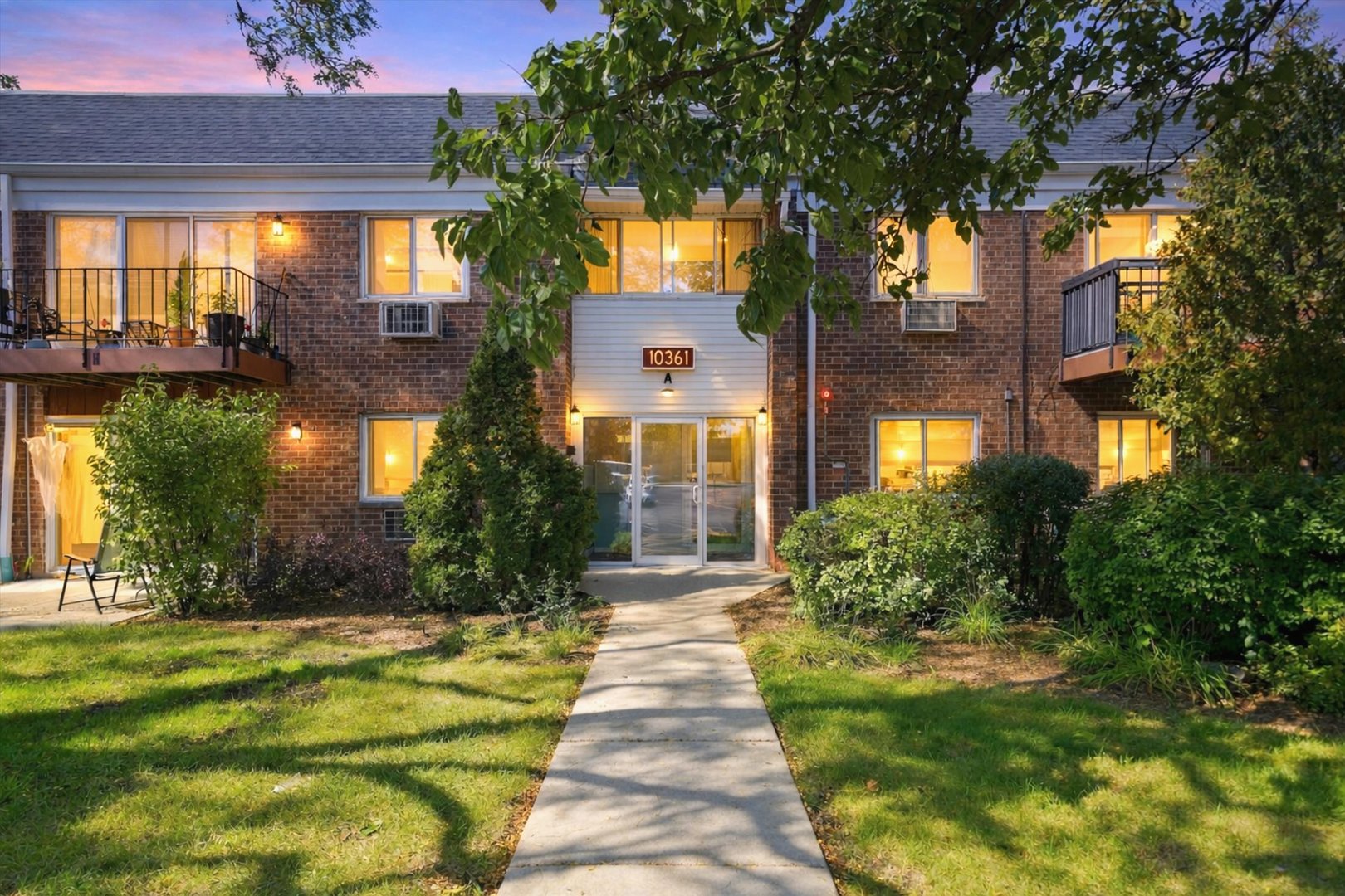 10361 Dearlove Road Unit 2C — photo