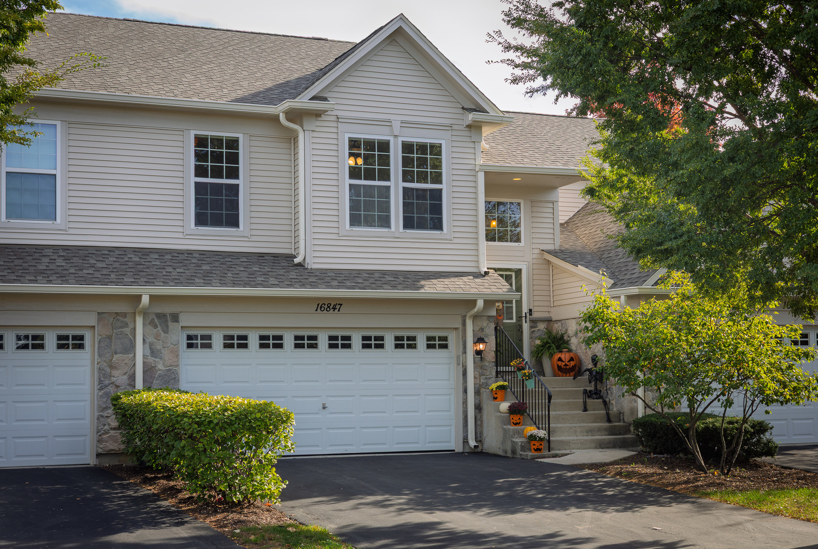 16847 Ivy Lane Unit 16847 — photo