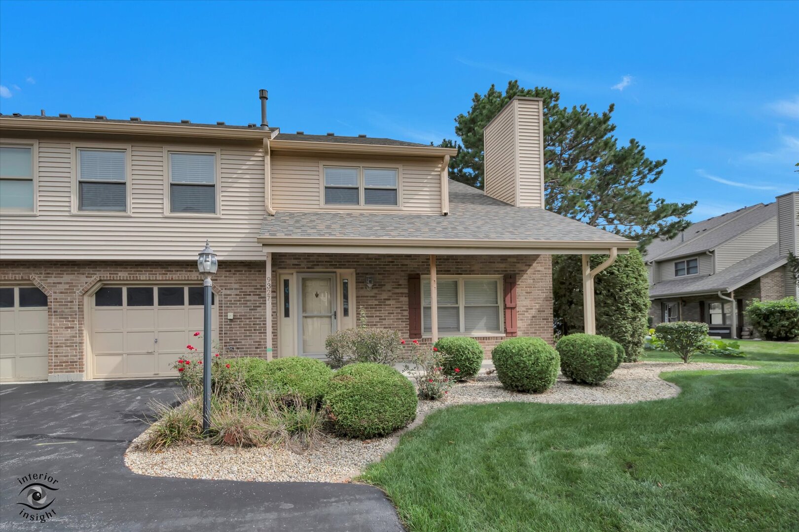 9327 Bradford Lane — photo
