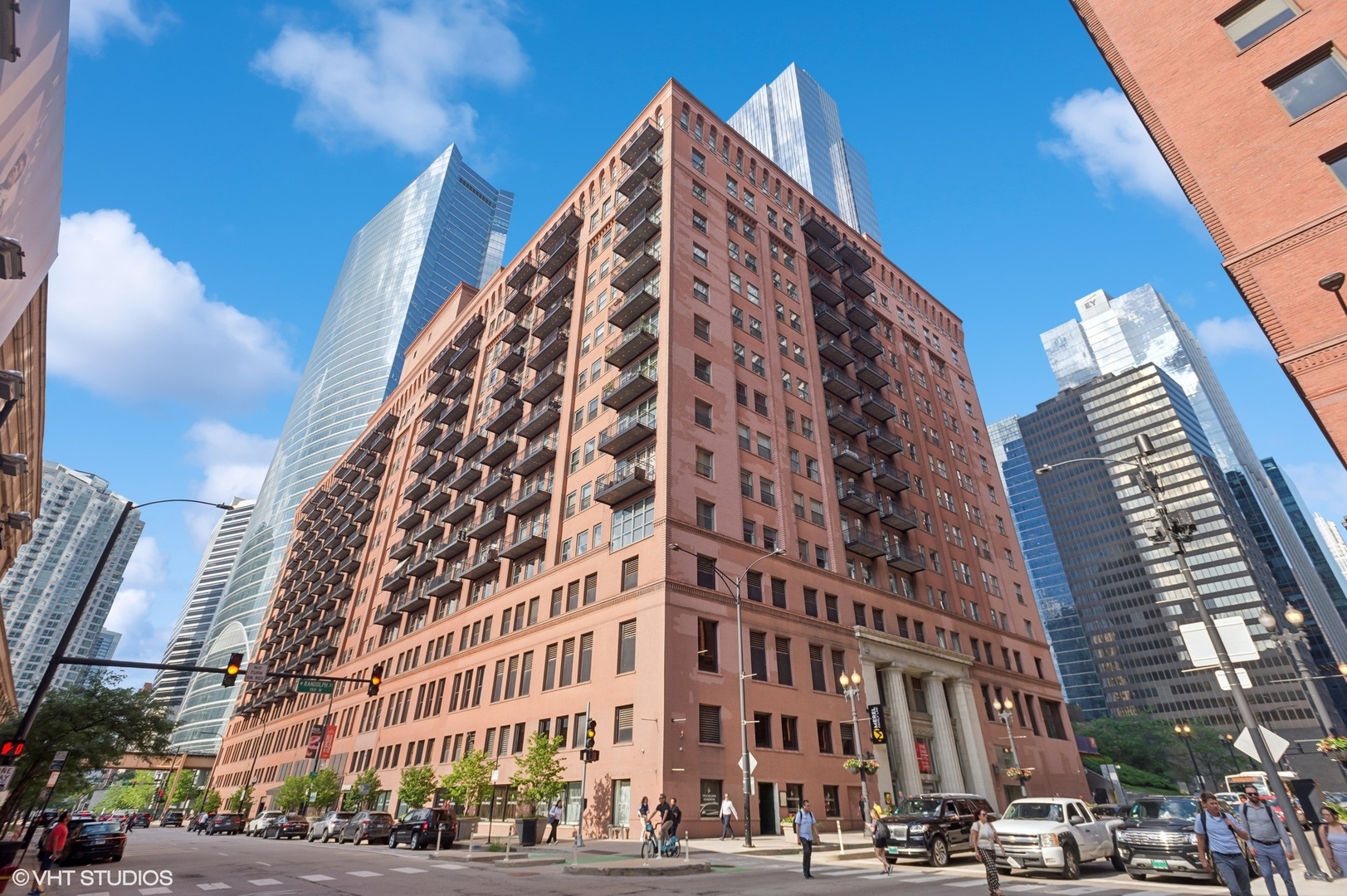 165 N Canal Street Unit 1007 — photo