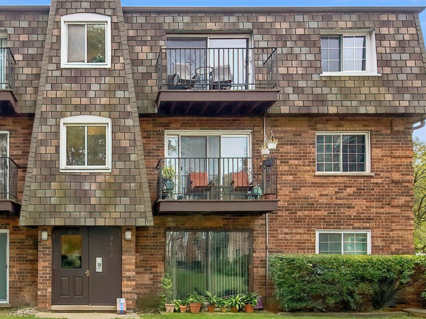 9402 Bay Colony Drive Unit 3W — photo