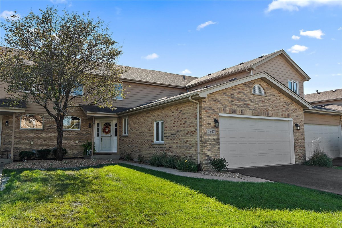 7947 Richardson Lane — photo