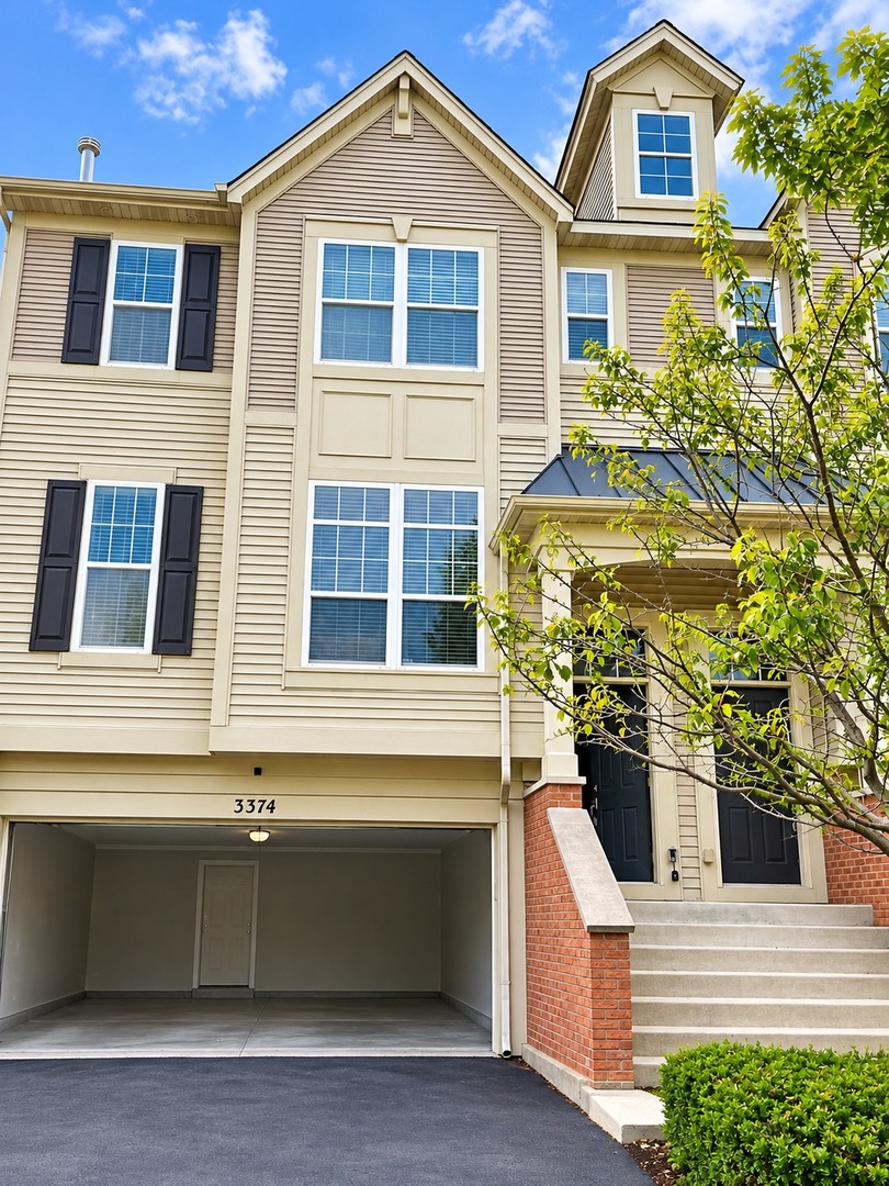 3374 Bradbury Circle — photo
