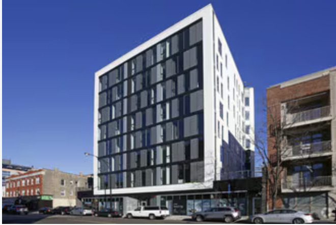 710 W Grand Avenue Unit 307 — photo