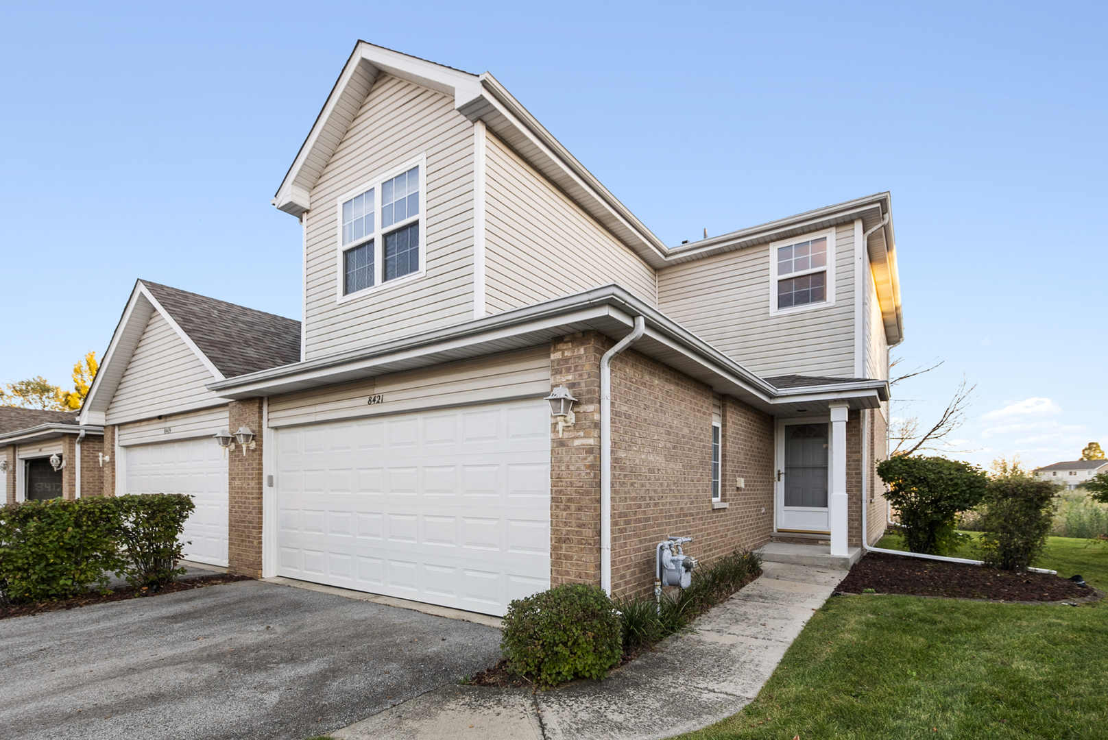 8421 Stratford Drive — photo