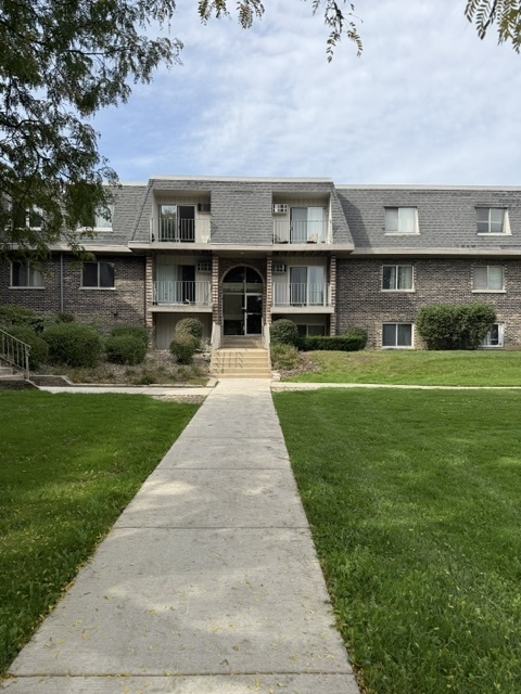 838 Jonathon Court Unit 107 — photo