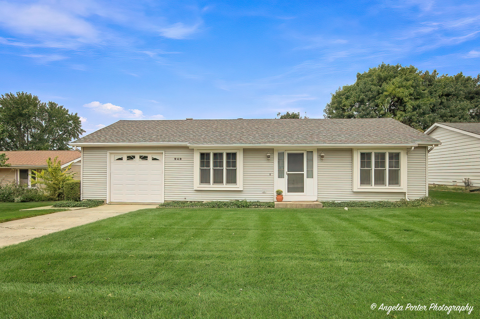 948 Wiltshire Drive — photo