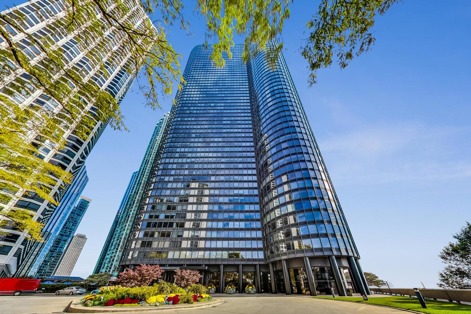 155 N Harbor Drive Unit 4505 — photo