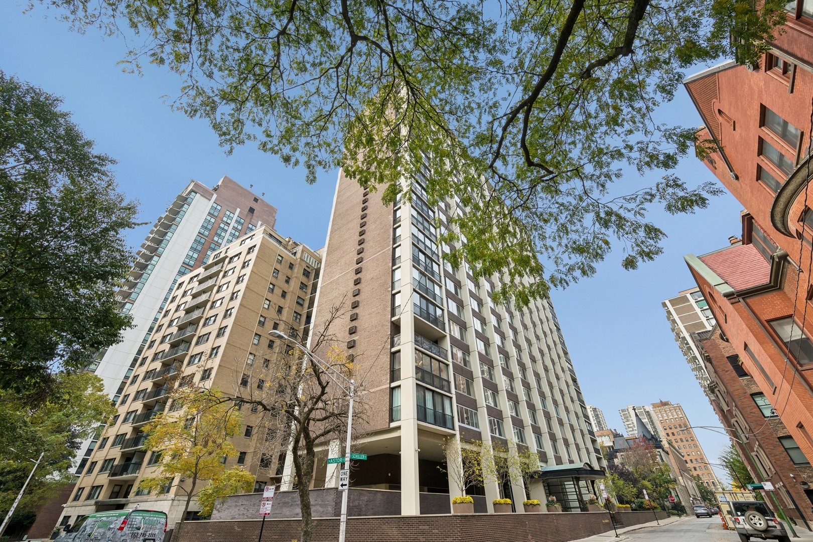 1 E Schiller Street Unit 20C — photo