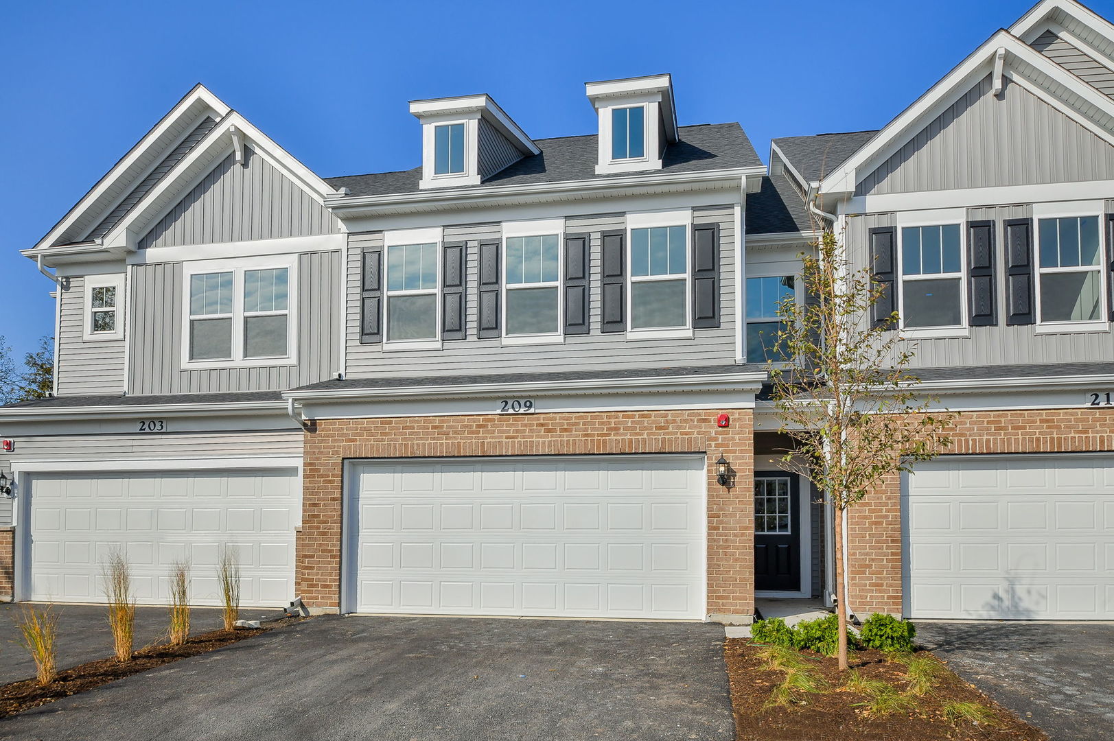 209 Weirich Way Unit 81002 — photo