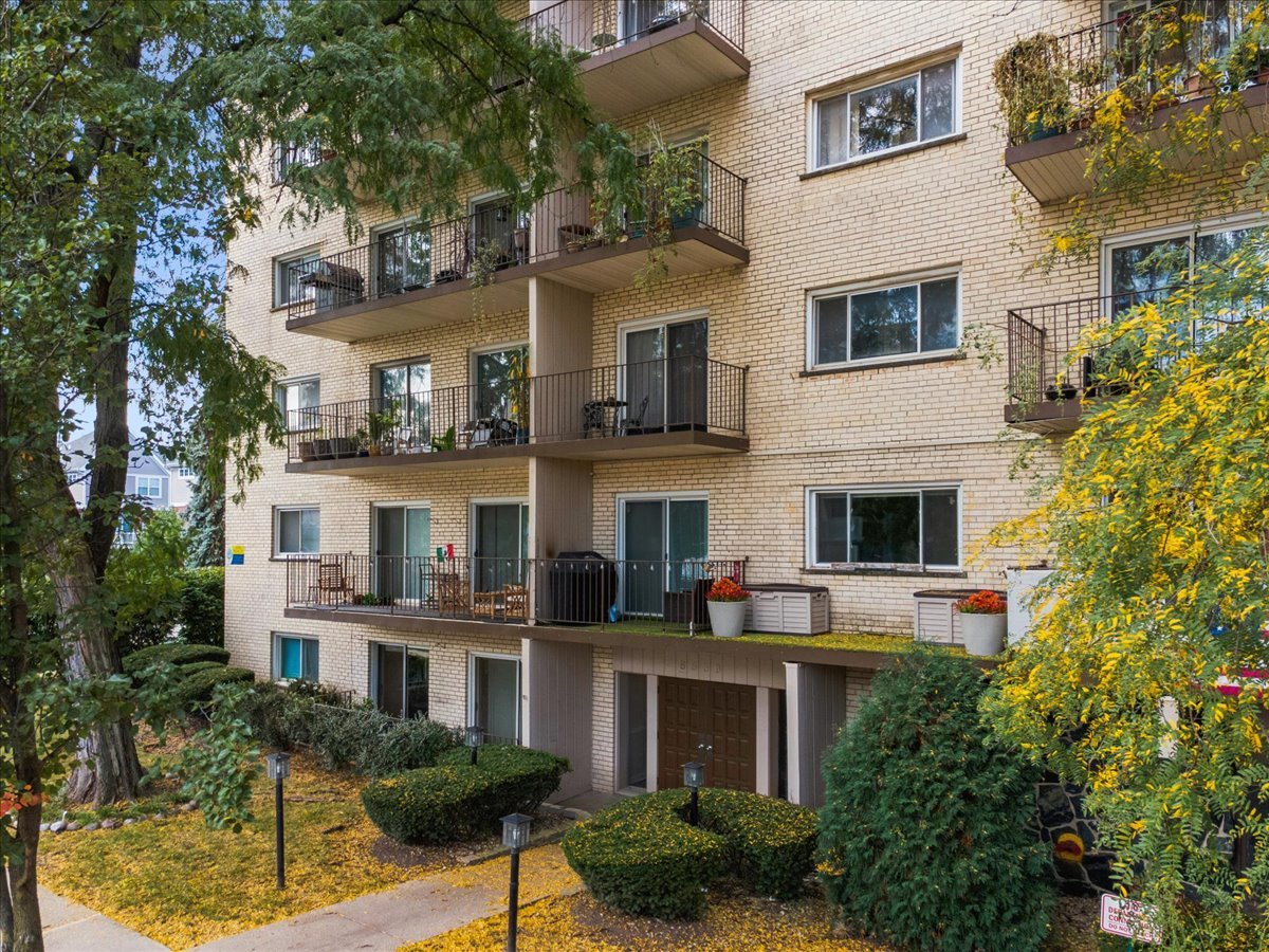 8630 Ferris Avenue Unit 404 — photo