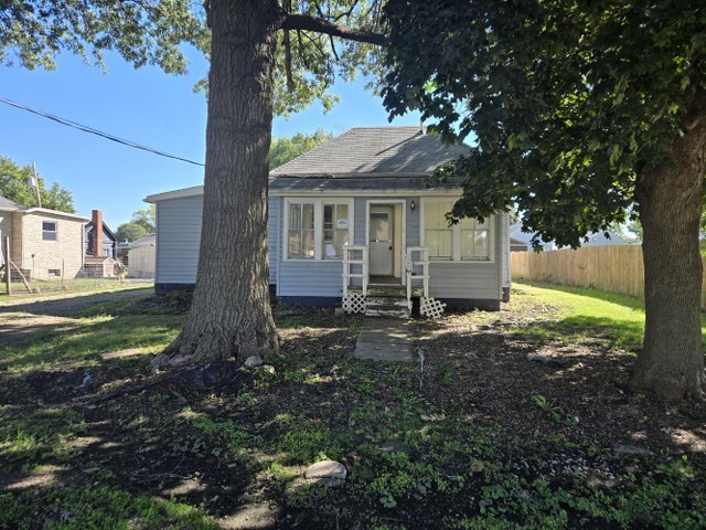 106 NW 5th Avenue — photo