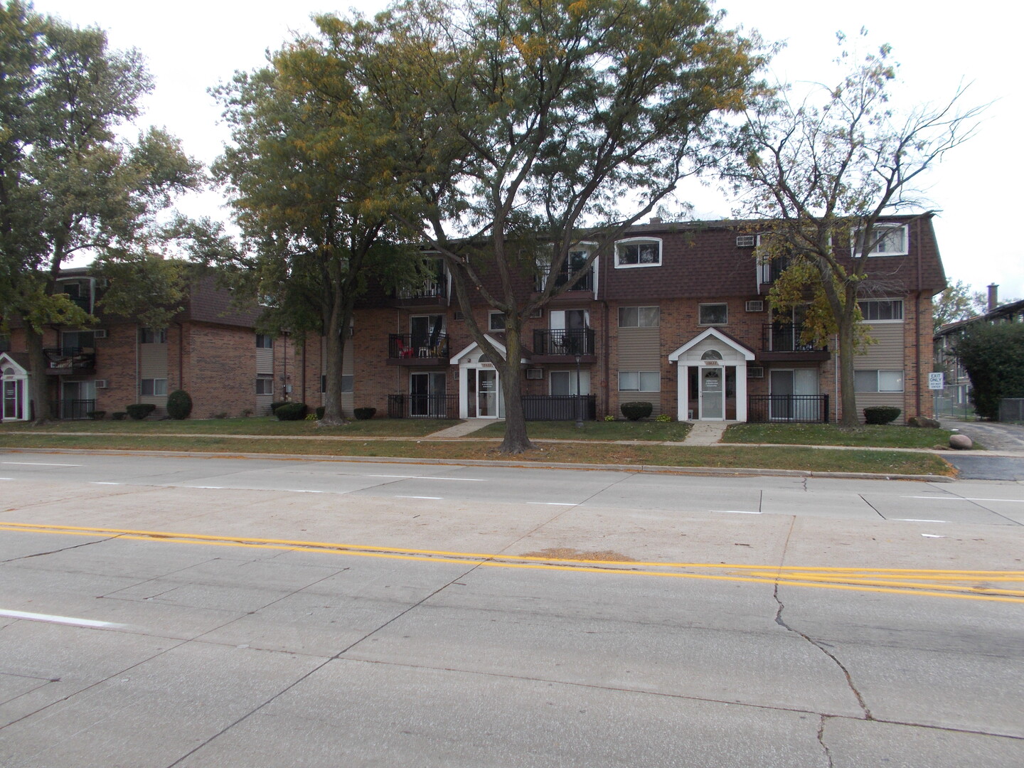 10430 Ridgeland Avenue Unit 12 — photo