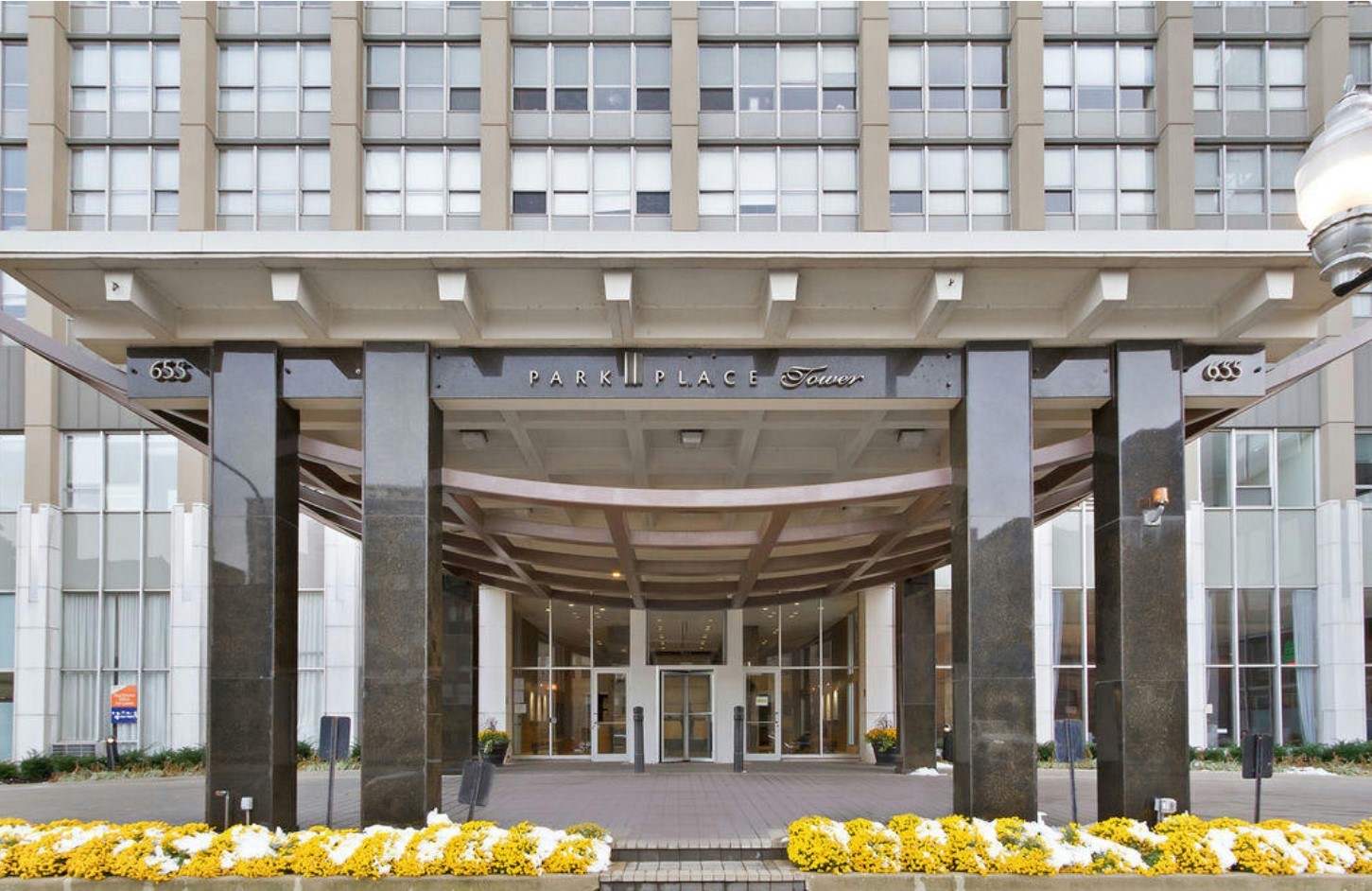 655 W Irving Park Road Unit 4409 — photo