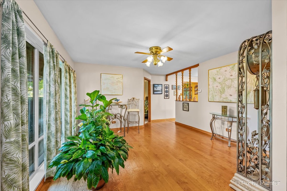 400 E Thacker Street, Hoffman Estates, IL 60169 — photo 3