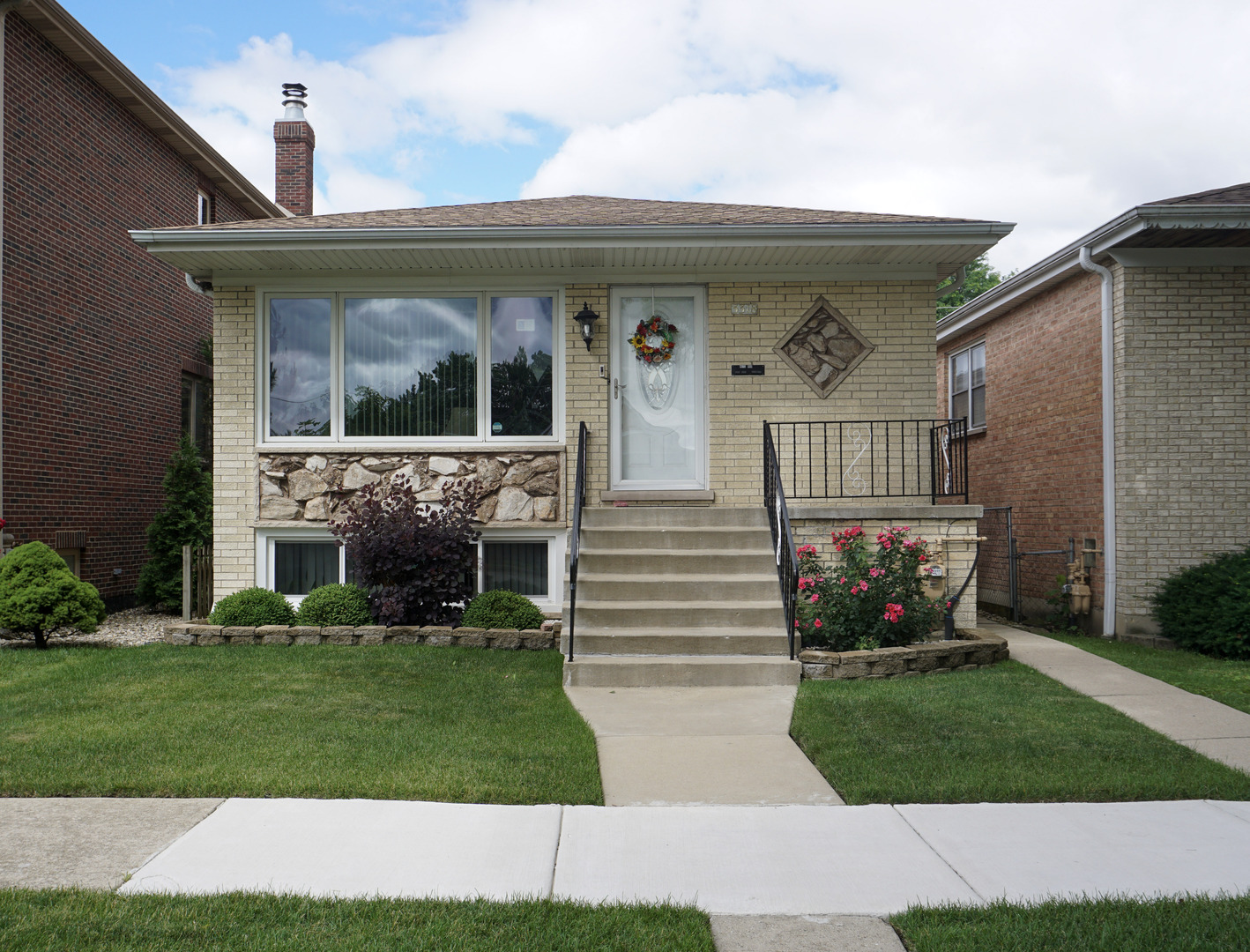 3318 N Page Avenue — photo