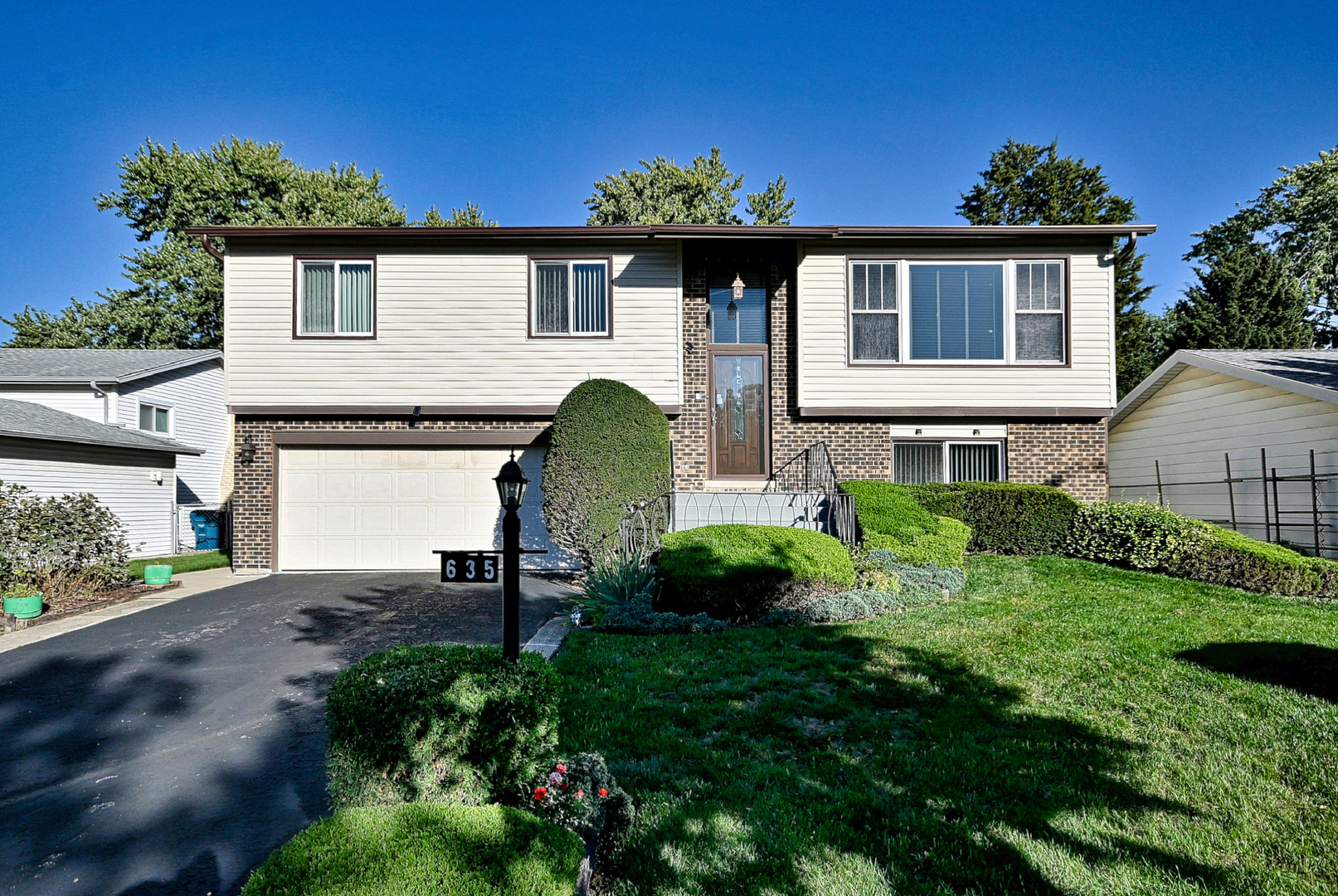 635 N Rumple Lane, Addison, IL 60101