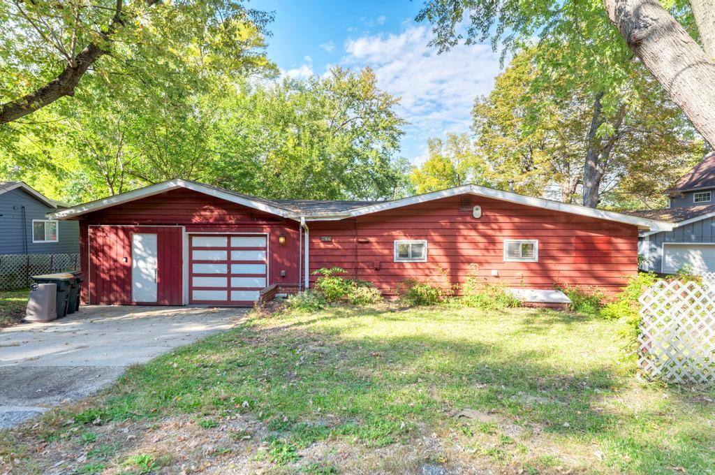 9237 Van Emmon Road — photo