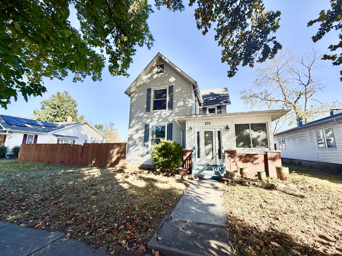 211 N Cherry Street — photo