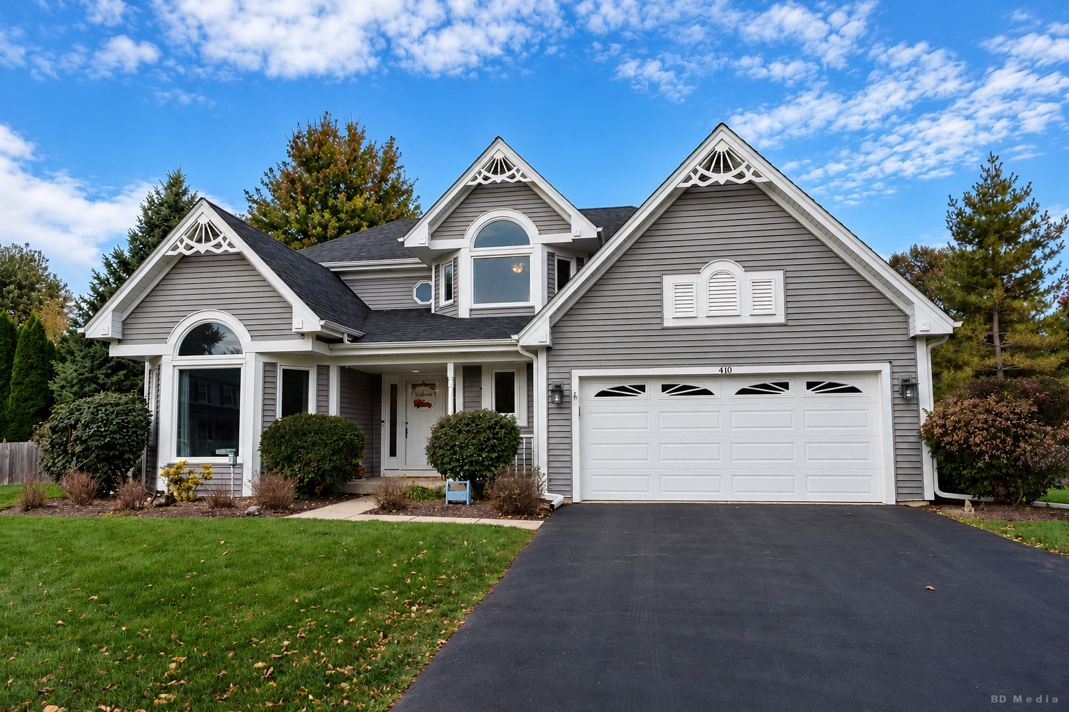 410 Preswick Court — photo