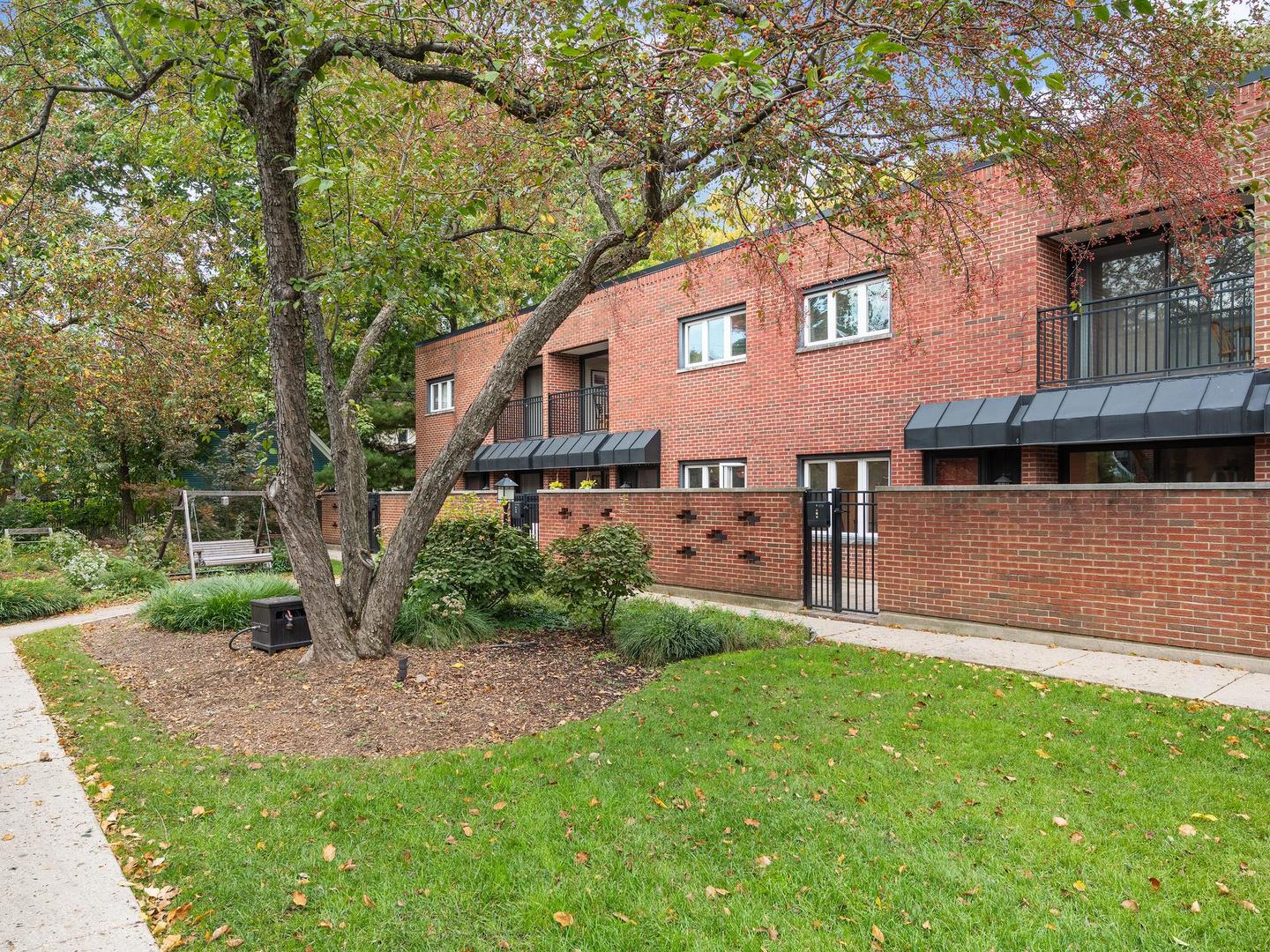 325 N Oak Park Avenue Unit E — photo