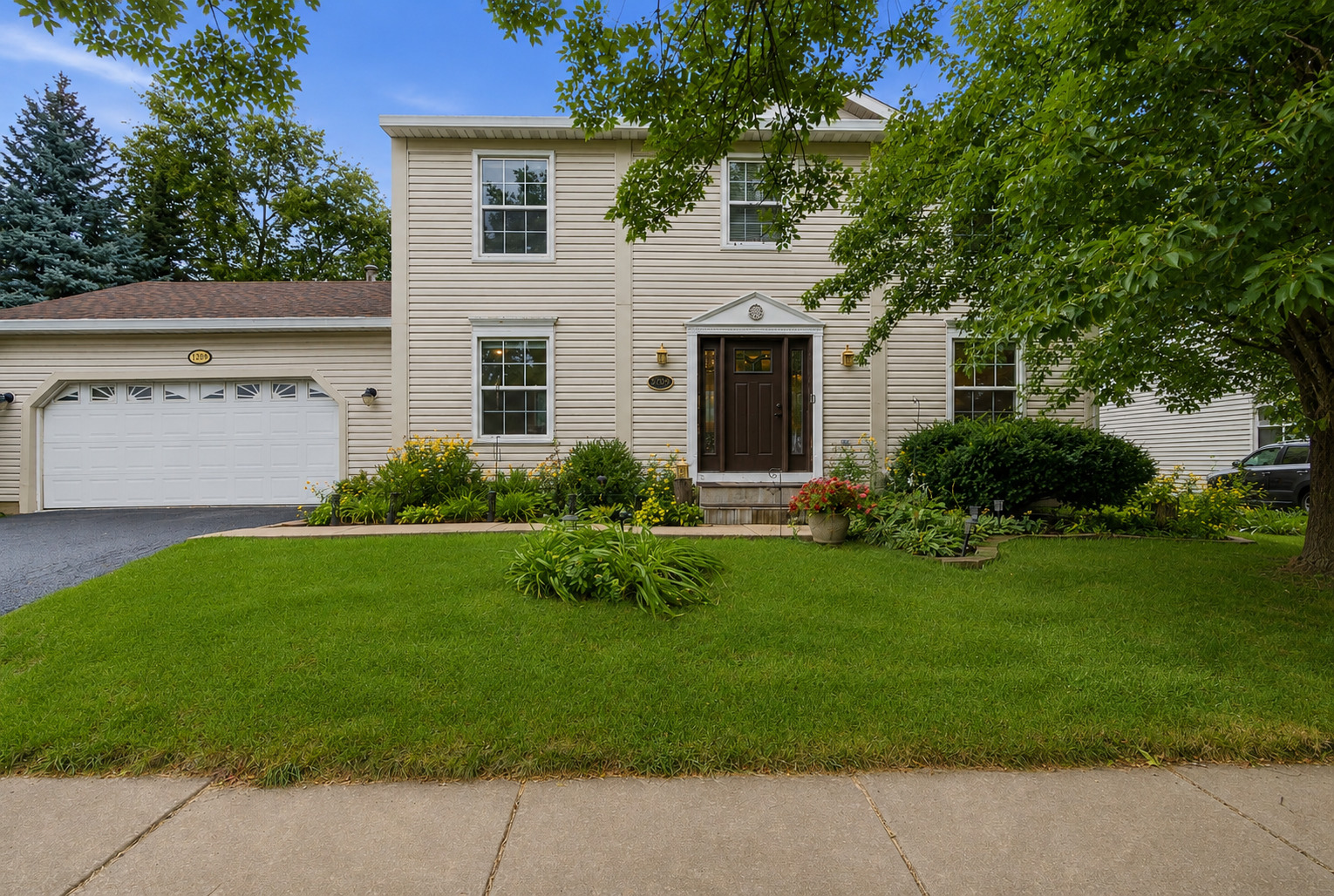1209 River Oak Drive — photo