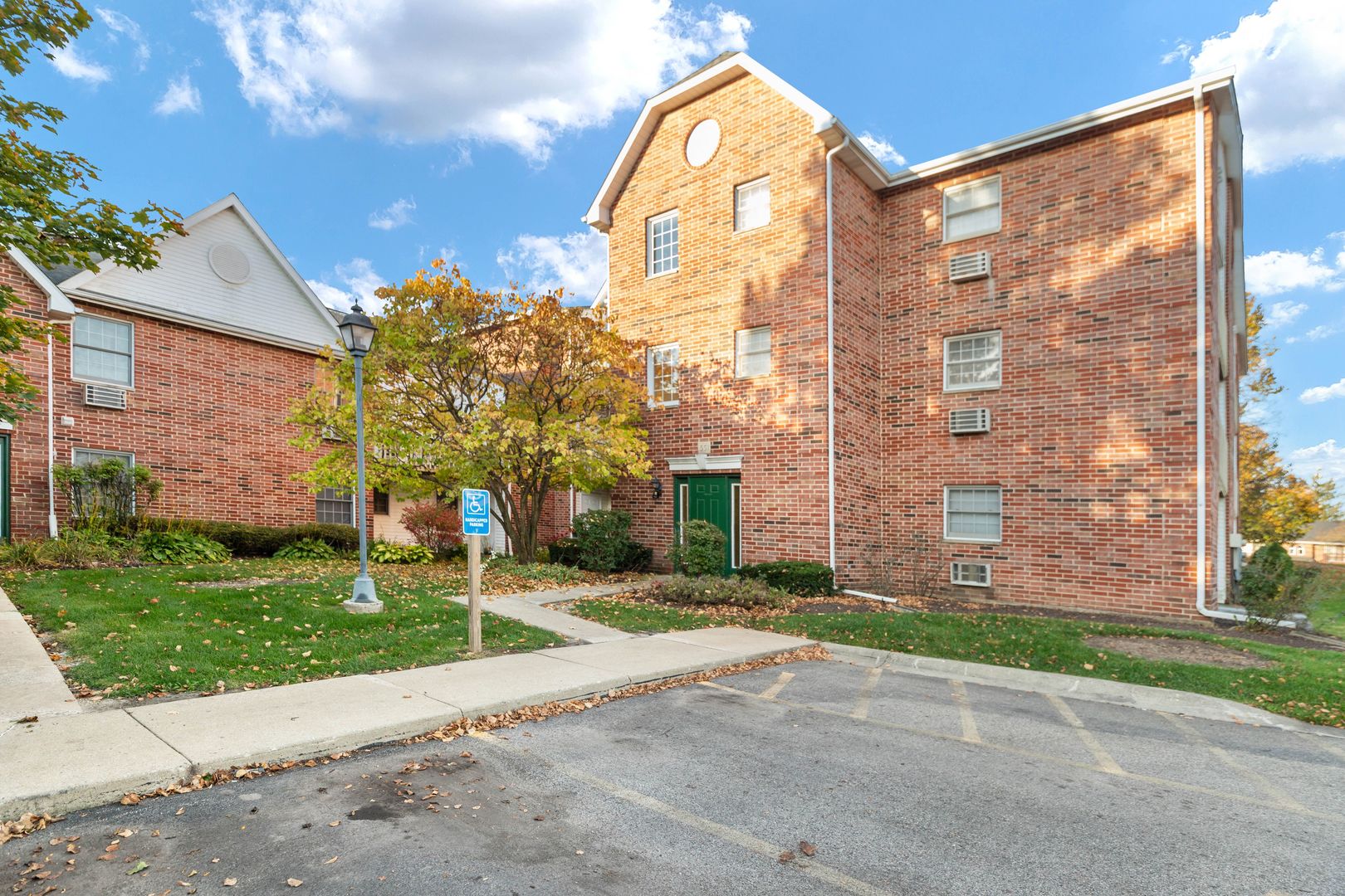 551 Leah Lane Unit 3C — photo
