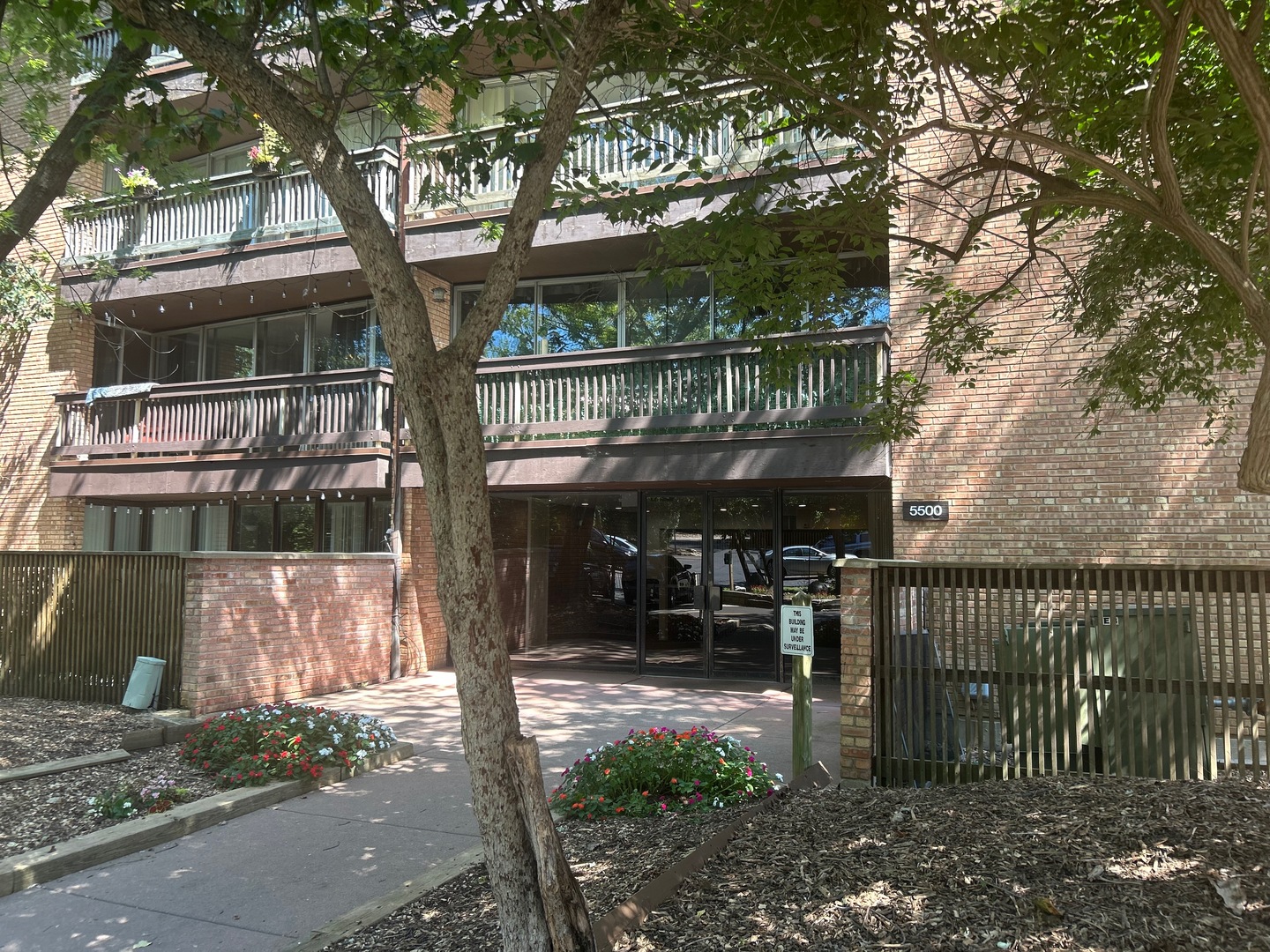 5500 Hillcrest Lane Unit 129-1L — photo