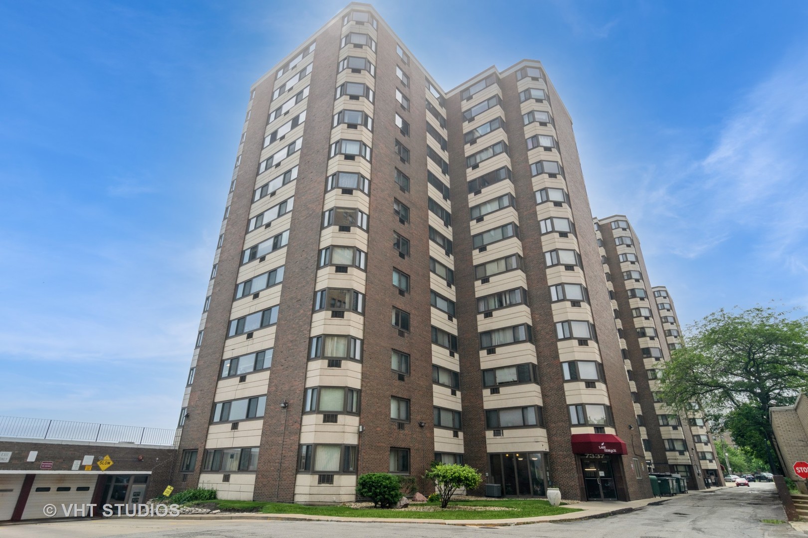 7337 S South Shore Drive Unit 727 — photo