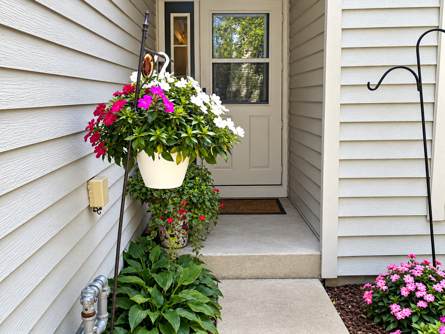 418 Hill Court Unit 418 — photo