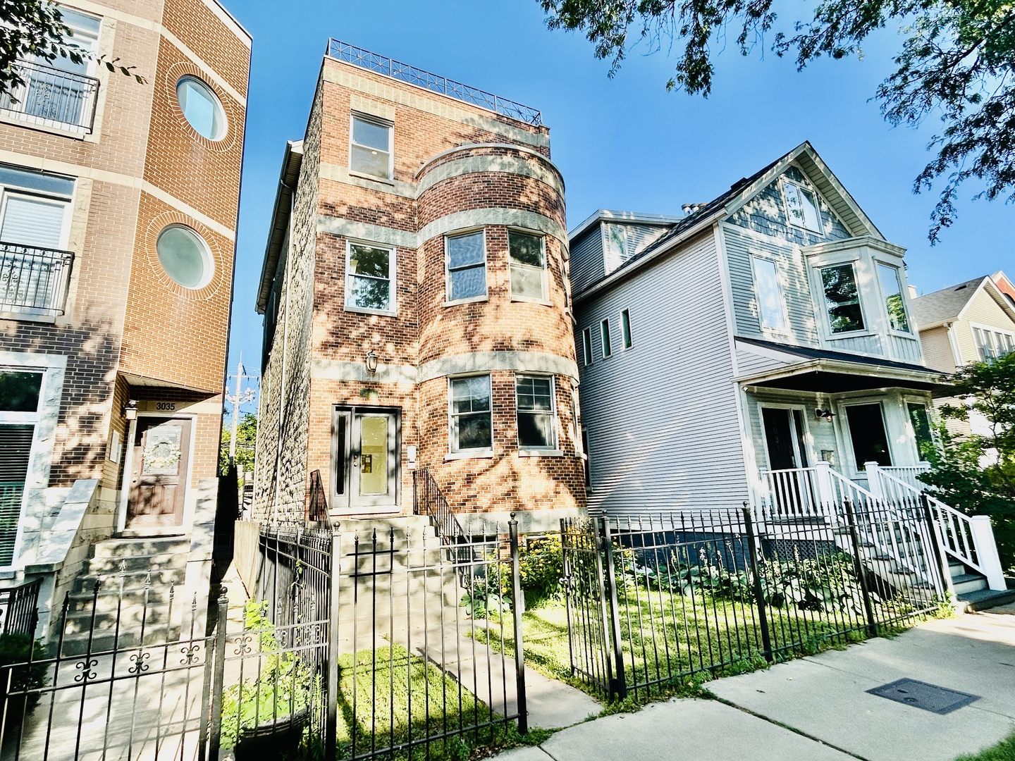 3033 N Racine Avenue Unit 1 — photo