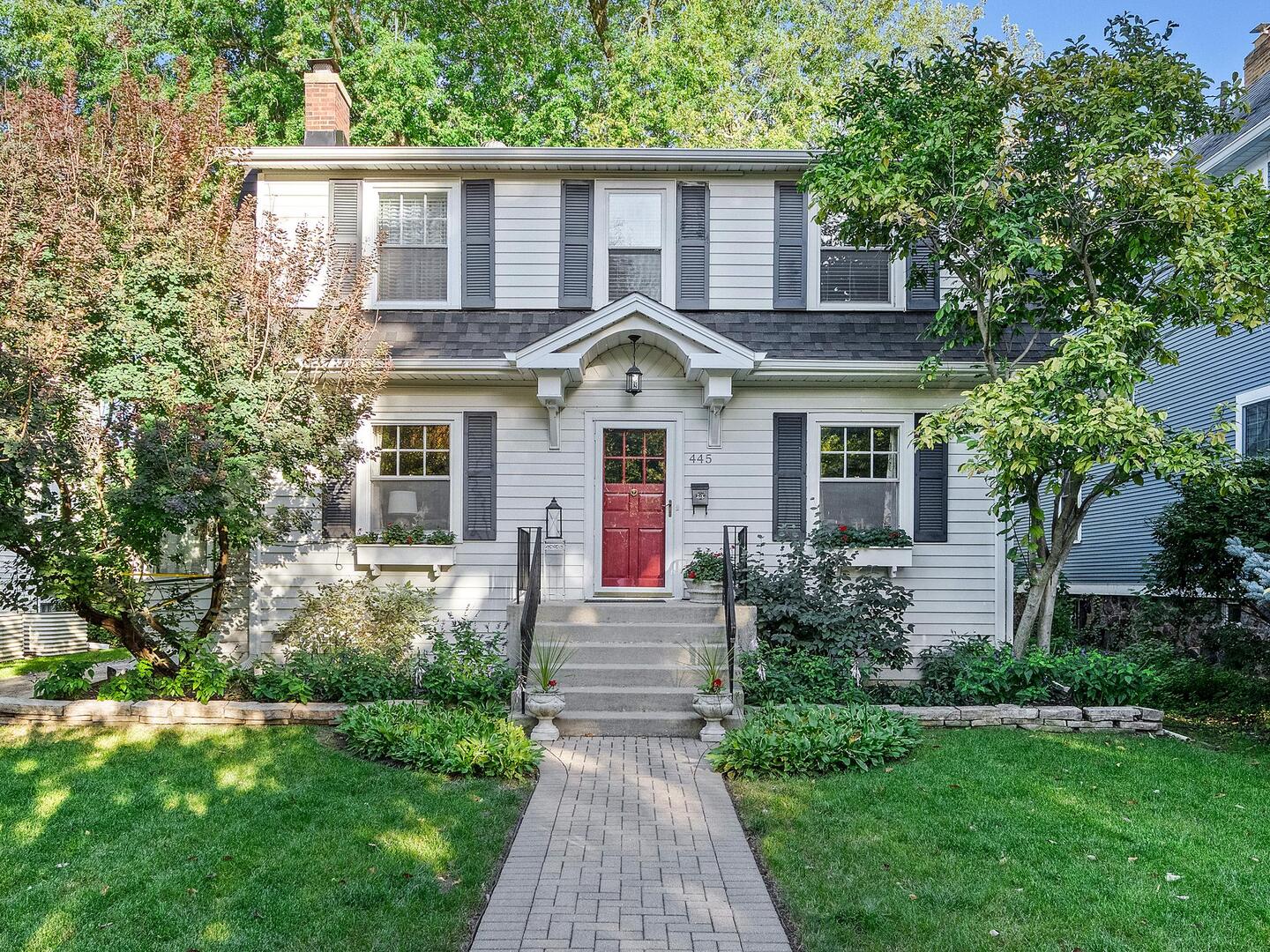 445 N Kensington Avenue — photo
