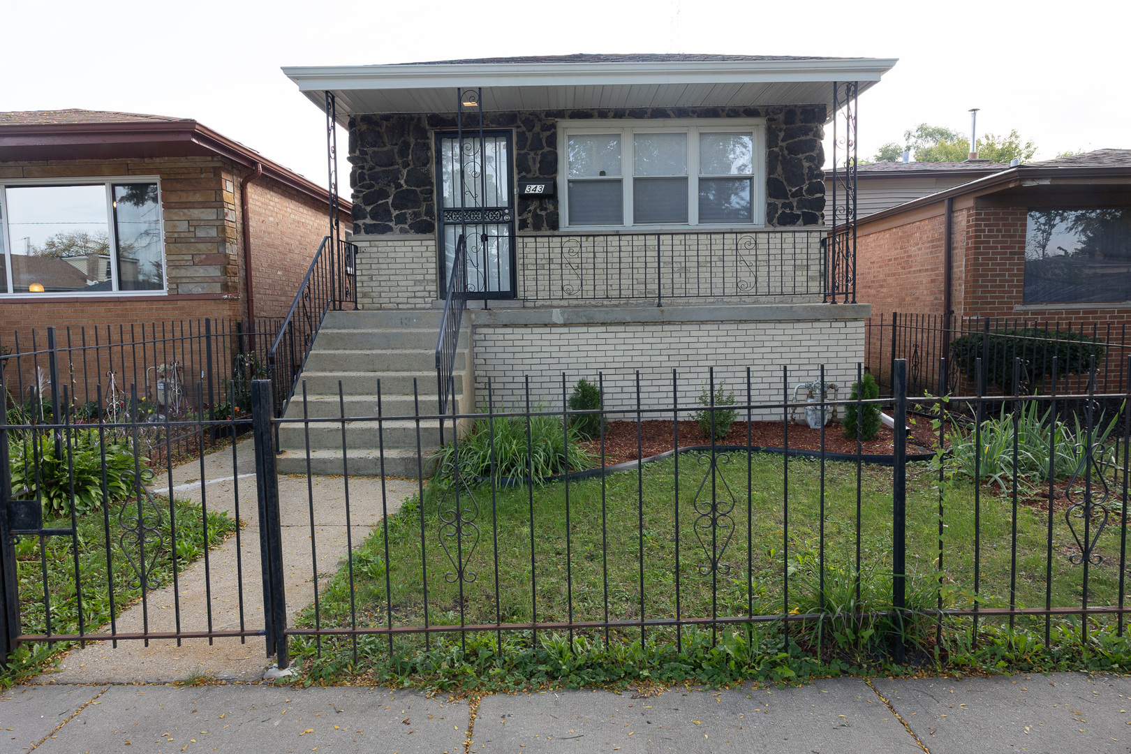 343 W 102nd Place — photo