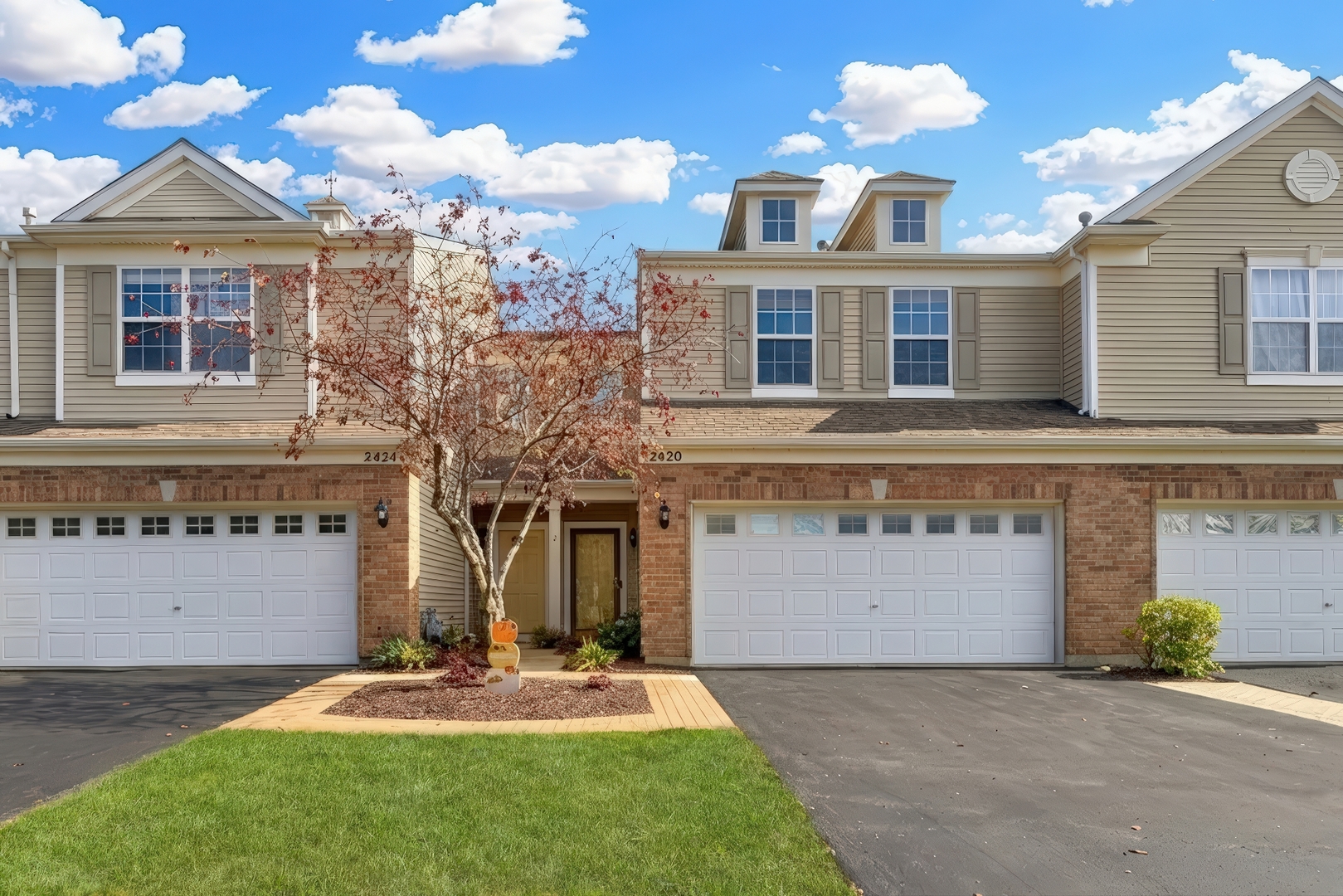 2420 Evergreen Circle — photo