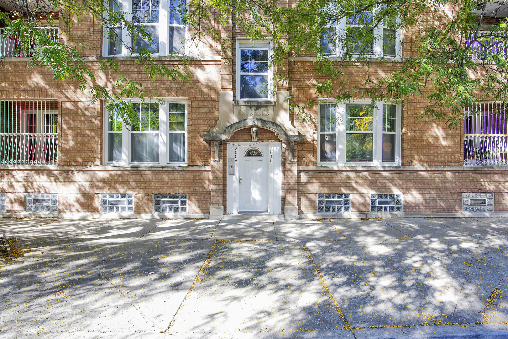 2006 N Spaulding Avenue Unit 2 — photo