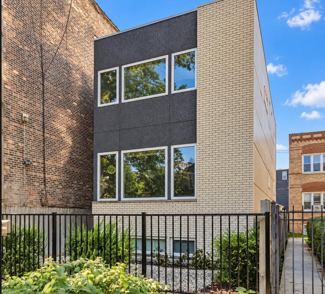 914 N Richmond Street — photo