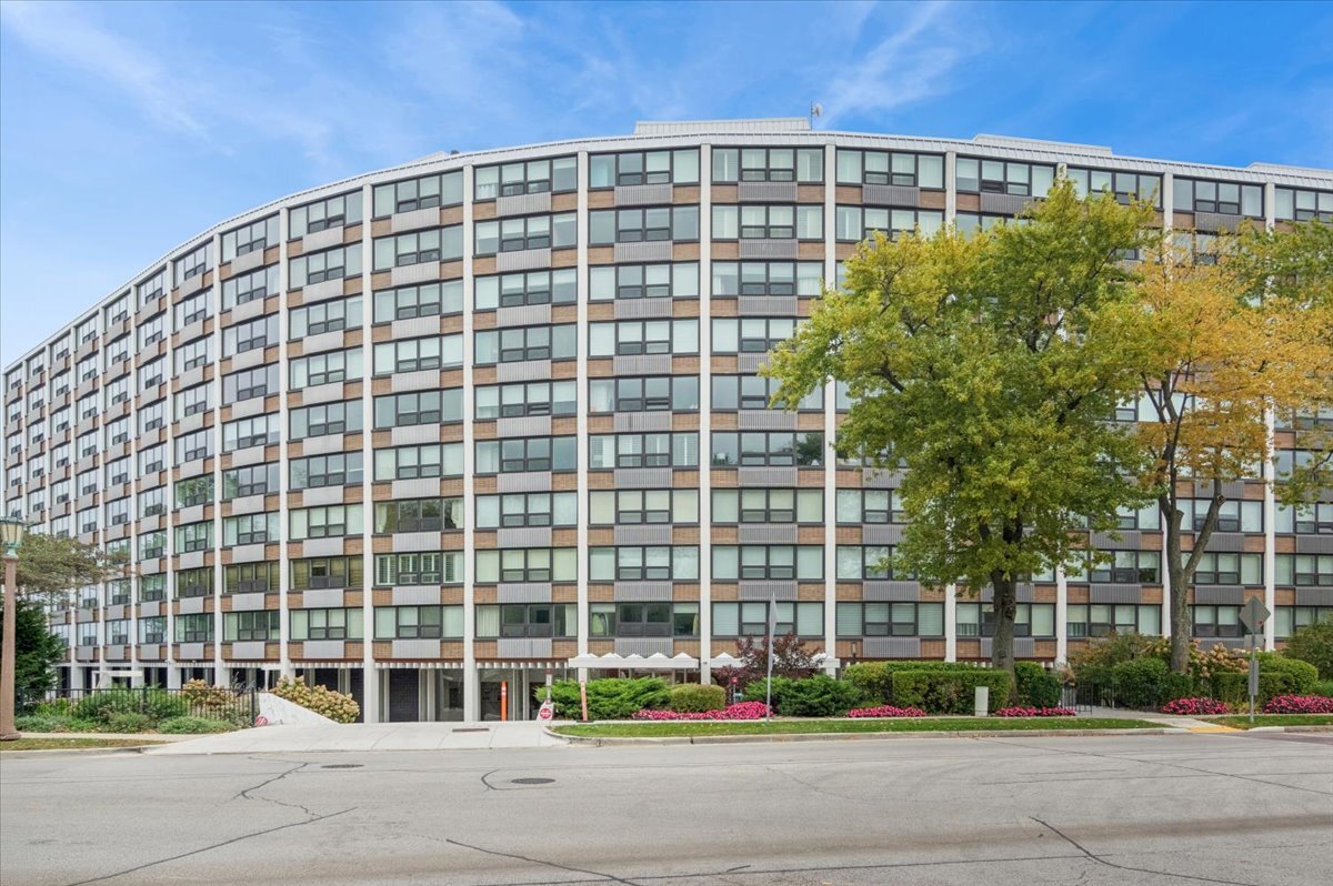 1630 Sheridan Road Unit 10-J — photo