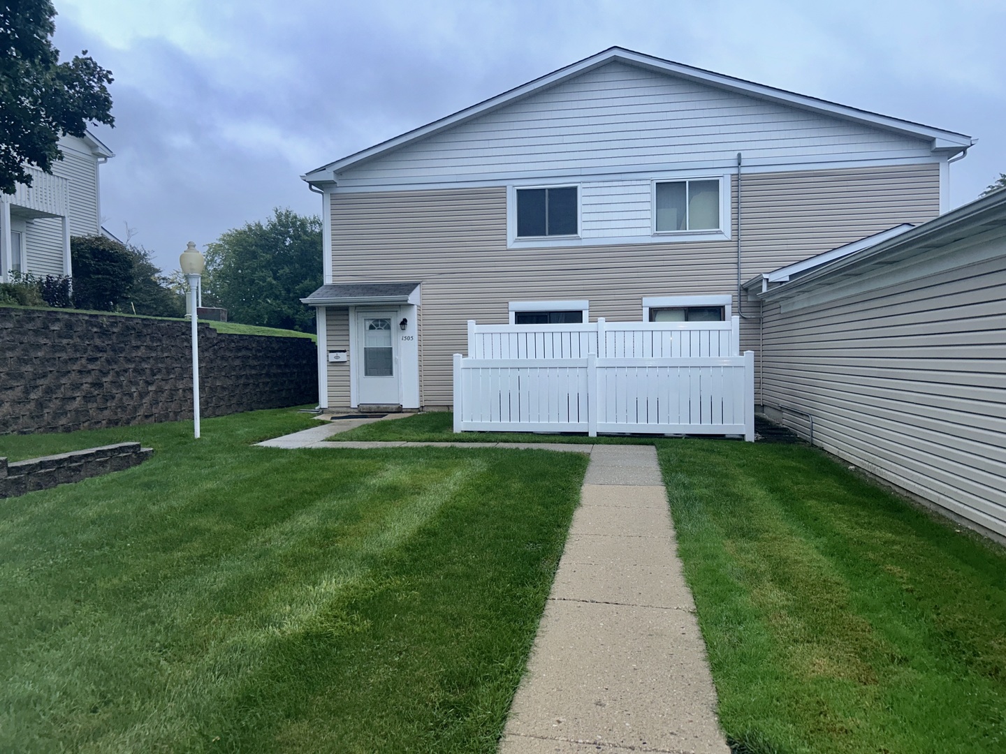 1505 Cornell Court Unit 2E — photo