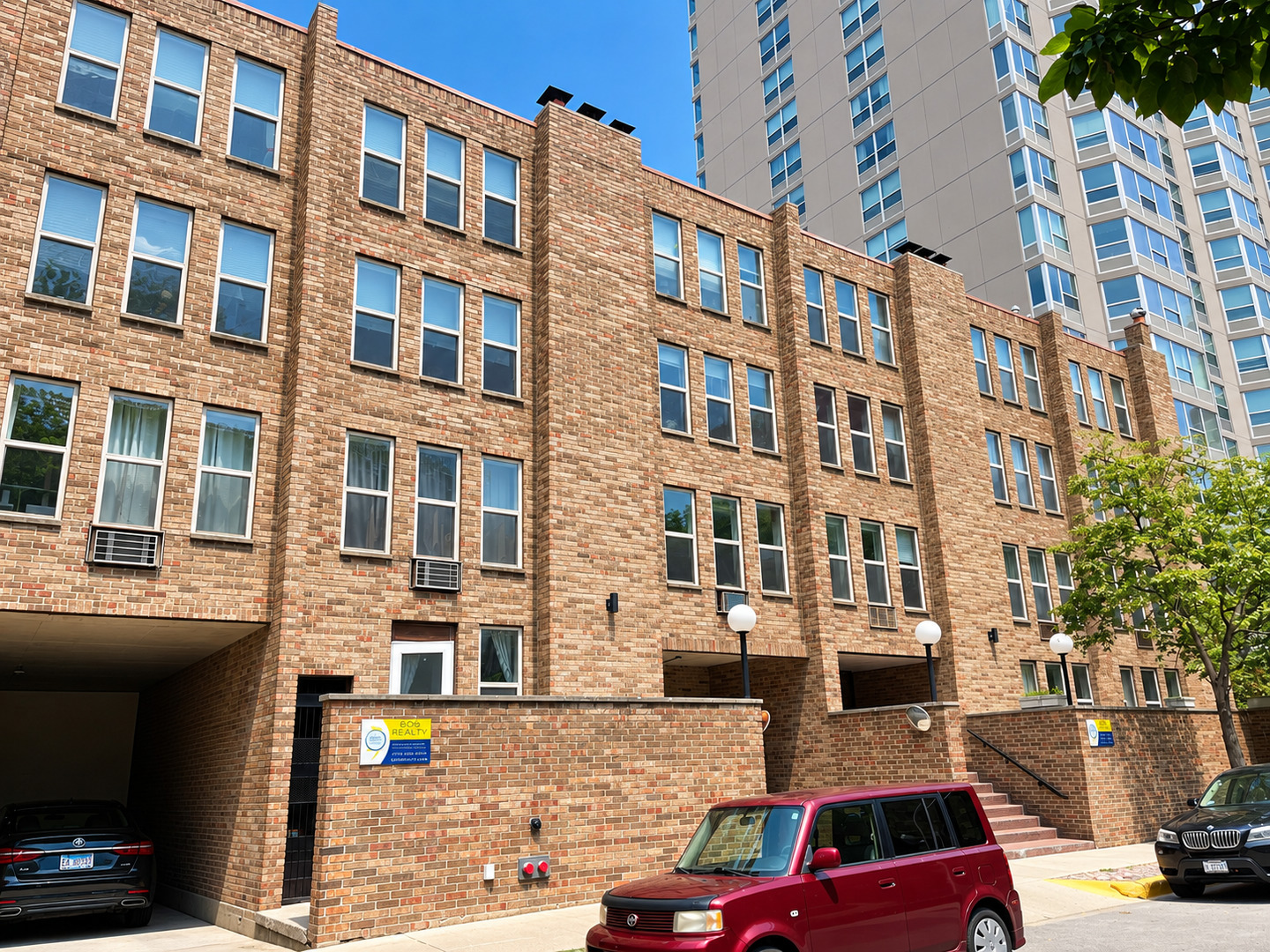 732 W Bittersweet Place Unit 1203 — photo