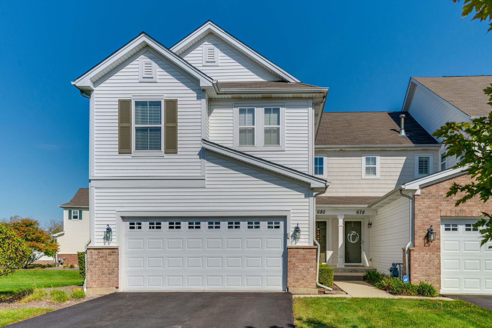 680 Acadia Circle — photo