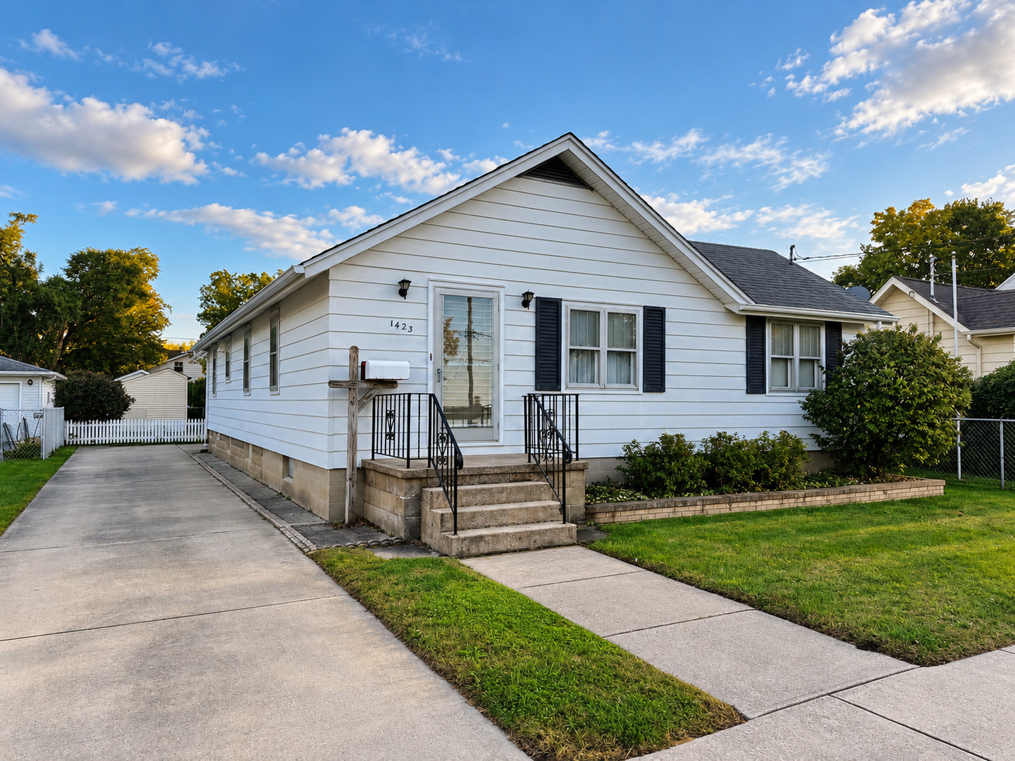 1423 W Jefferson Street — photo