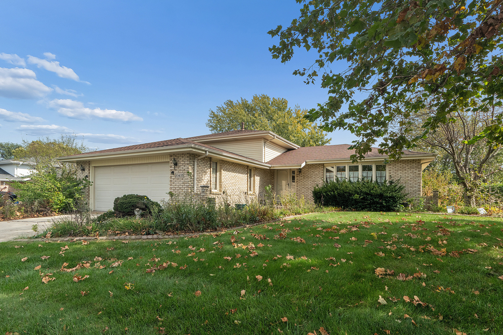 20435 S White Fence Court — photo