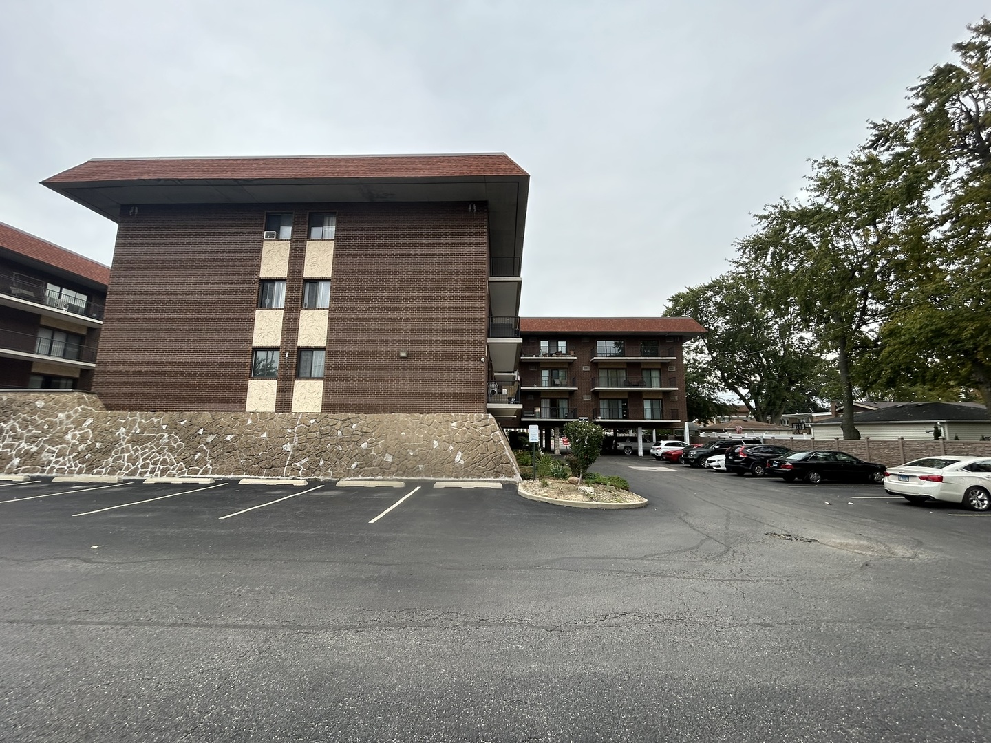 9540 Mayfield Avenue Unit S113 — photo