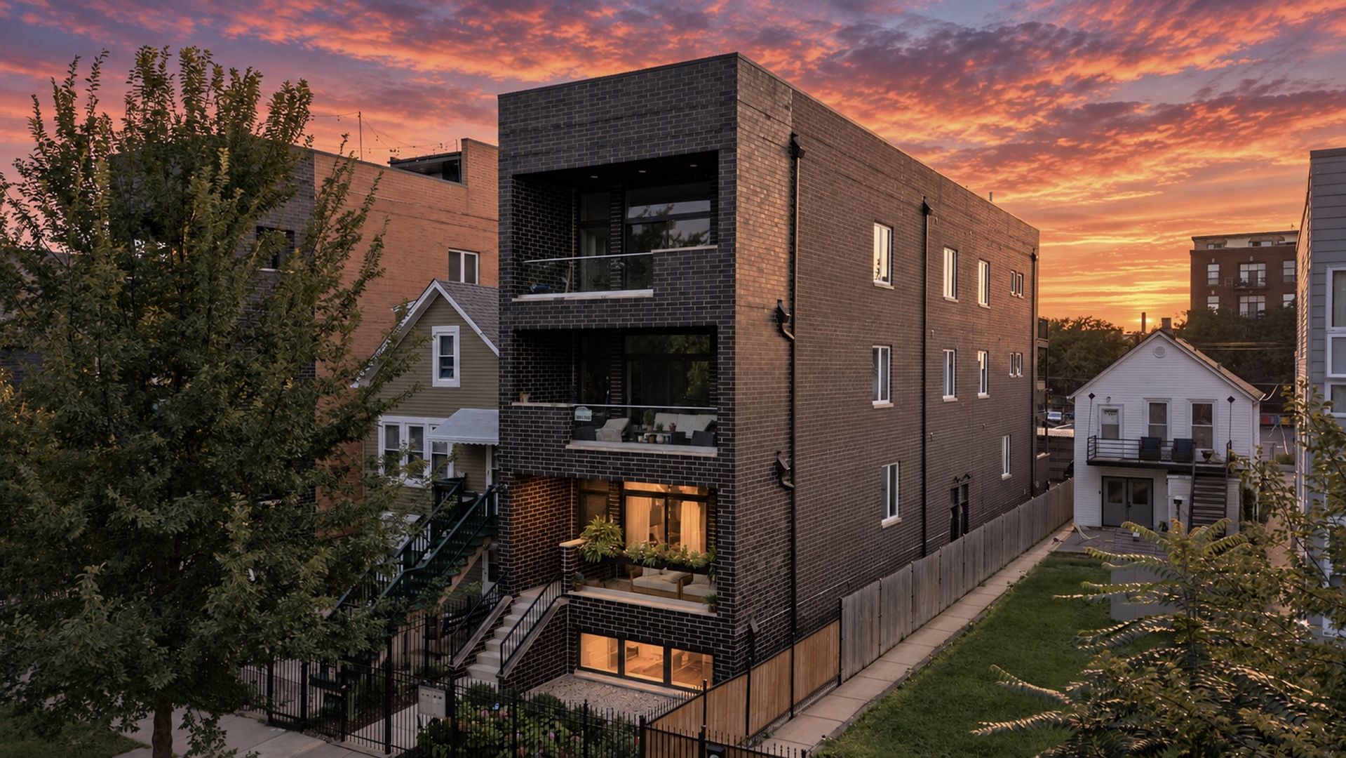 1818 N Sawyer Avenue Unit 1E — photo