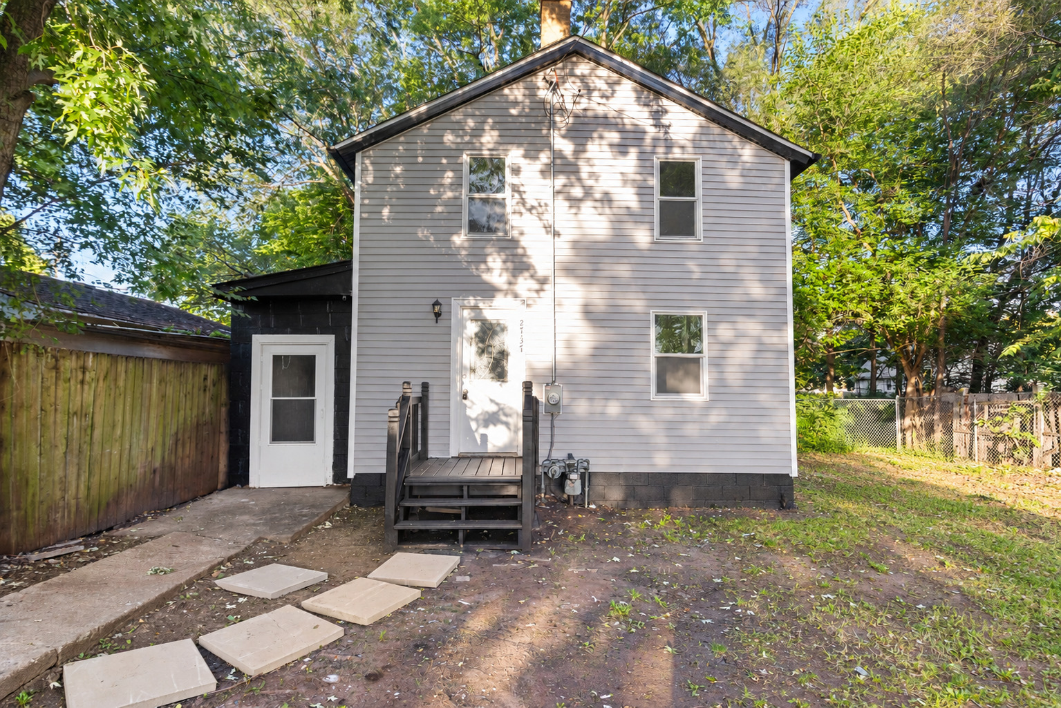2737 Cannon Street — photo