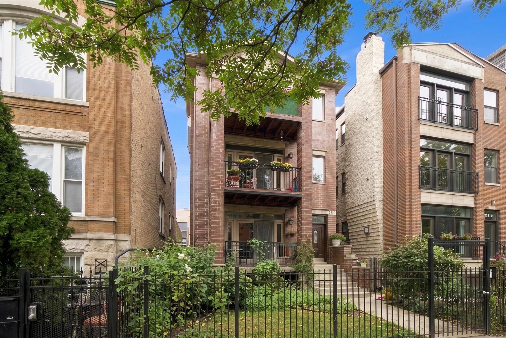 2710 W Thomas Street Unit 2 — photo