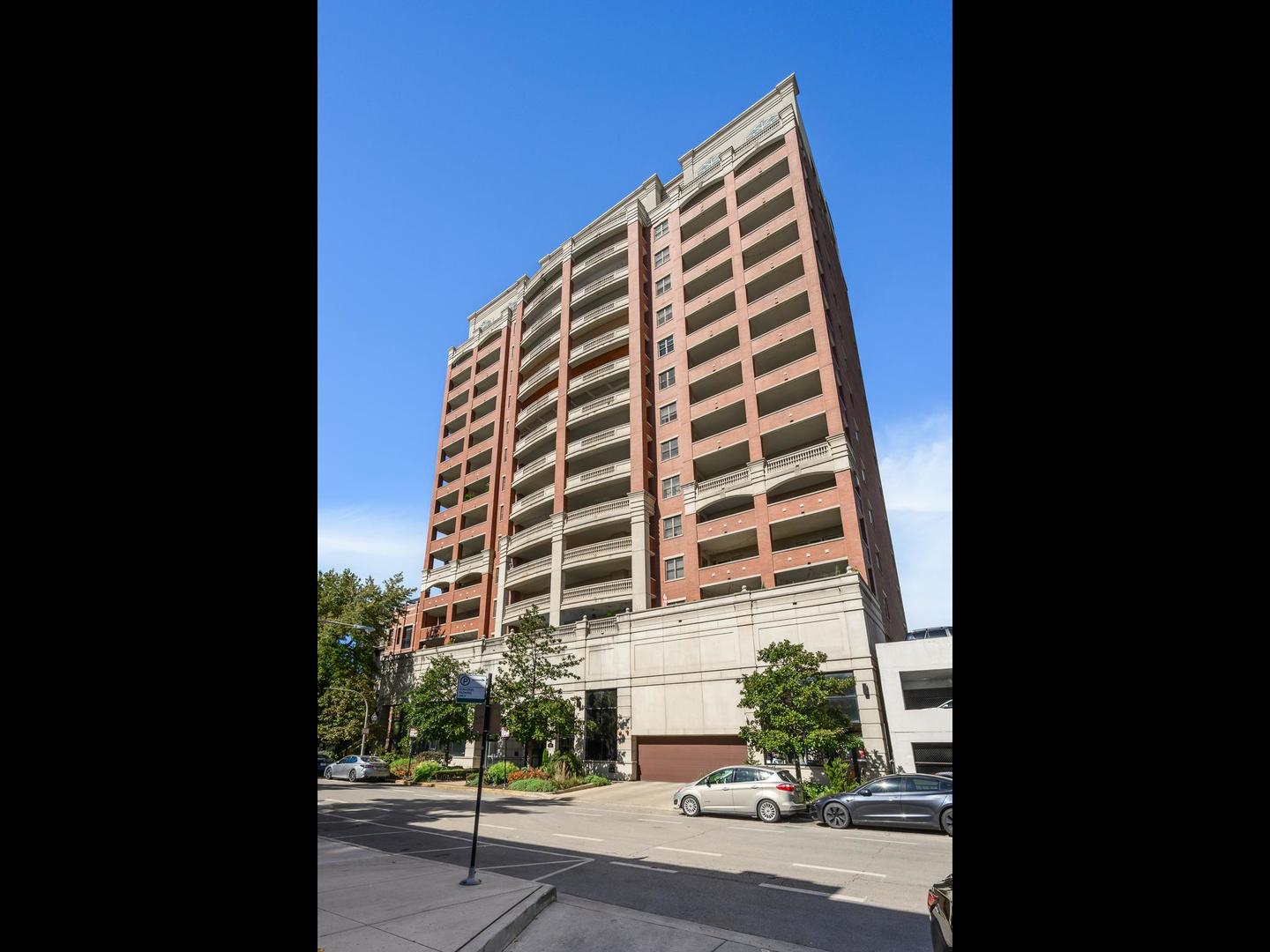 828 W Grace Street Unit 707 — photo