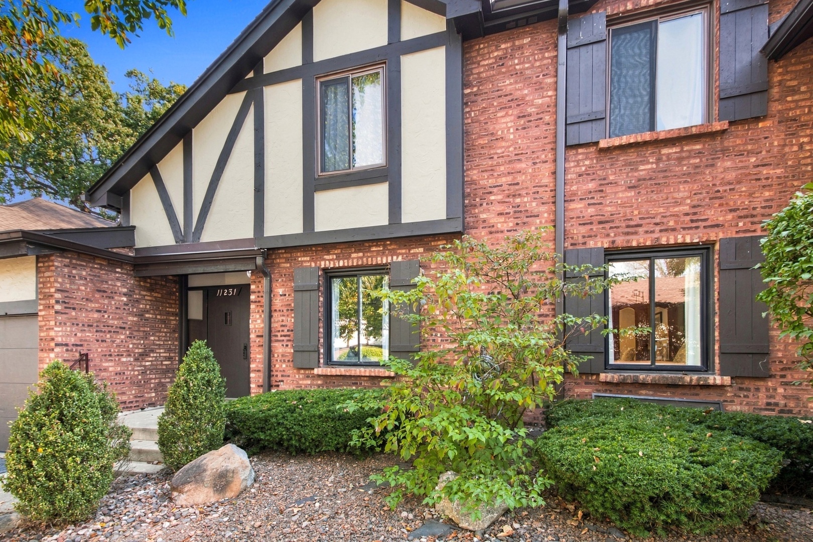 11231 Cottonwood Drive Unit B — photo